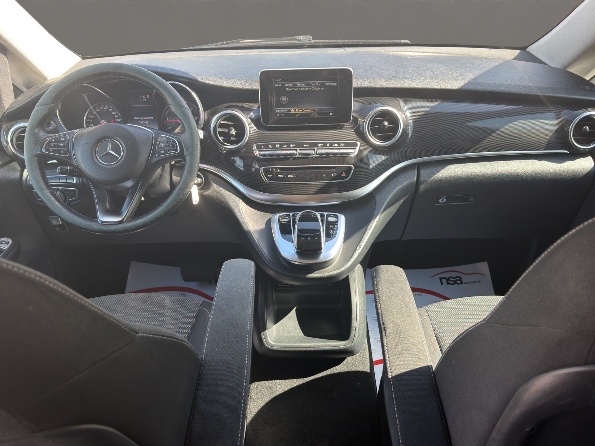 MERCEDES-BENZ V 220 d Avantgarde kompakt 7G-Tronic 6 Plätze-image-9
