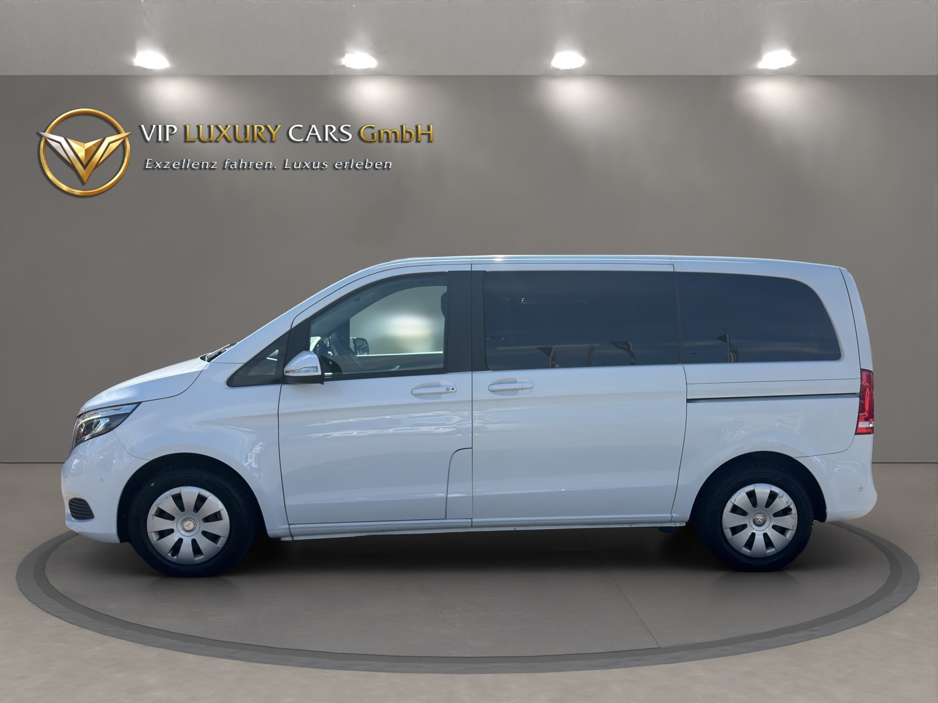 MERCEDES-BENZ V 220 d Avantgarde kompakt 7G-Tronic 6 Plätze-image-7