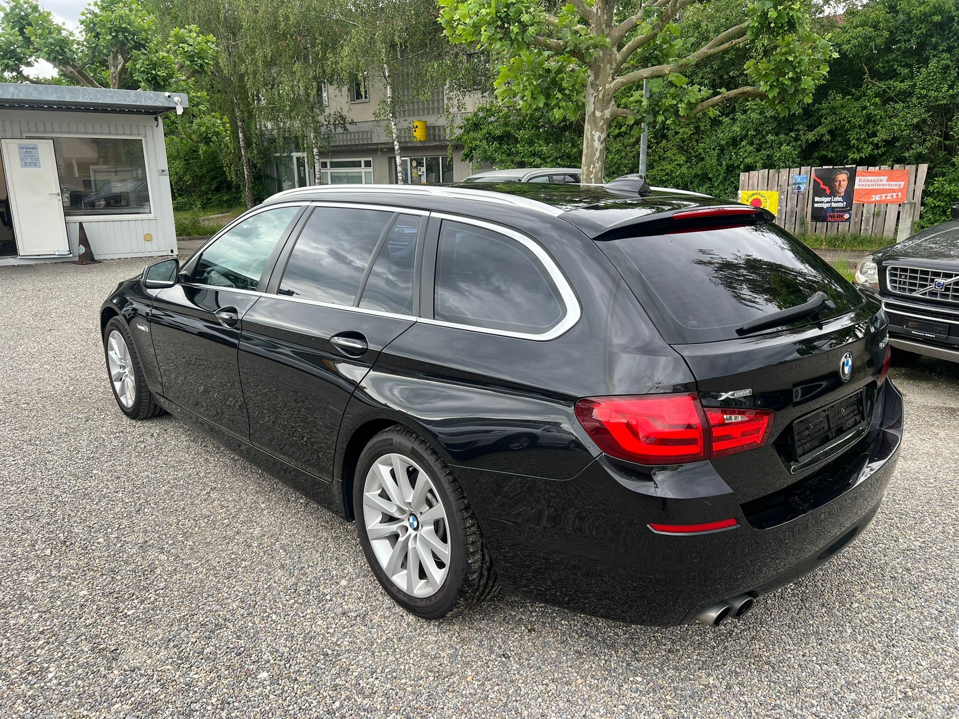 BMW 525d xDrive Touring Steptronic-showroom-element-3