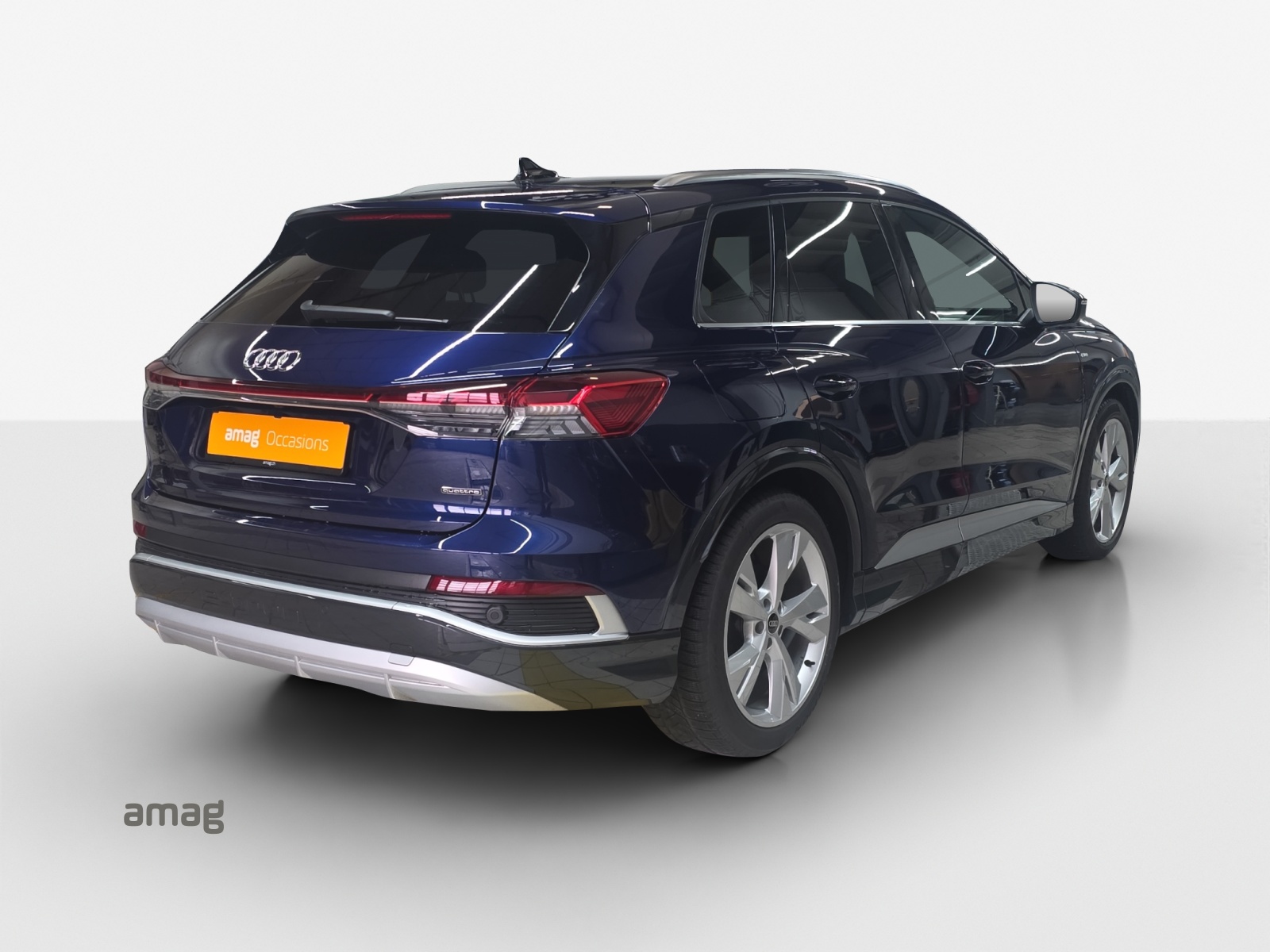 AUDI Q4 e-tron 50 quattro-image-5