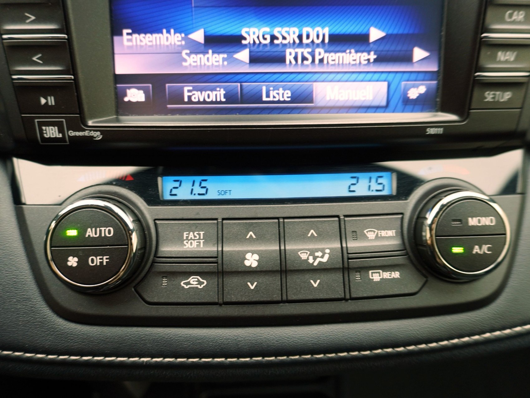 TOYOTA RAV4 2.5 HSD Sapphire-image-13