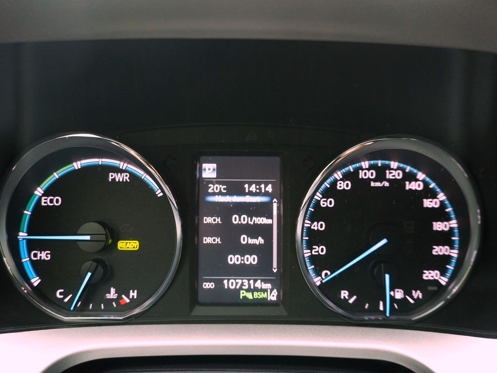 TOYOTA RAV4 2.5 HSD Sapphire-image-16