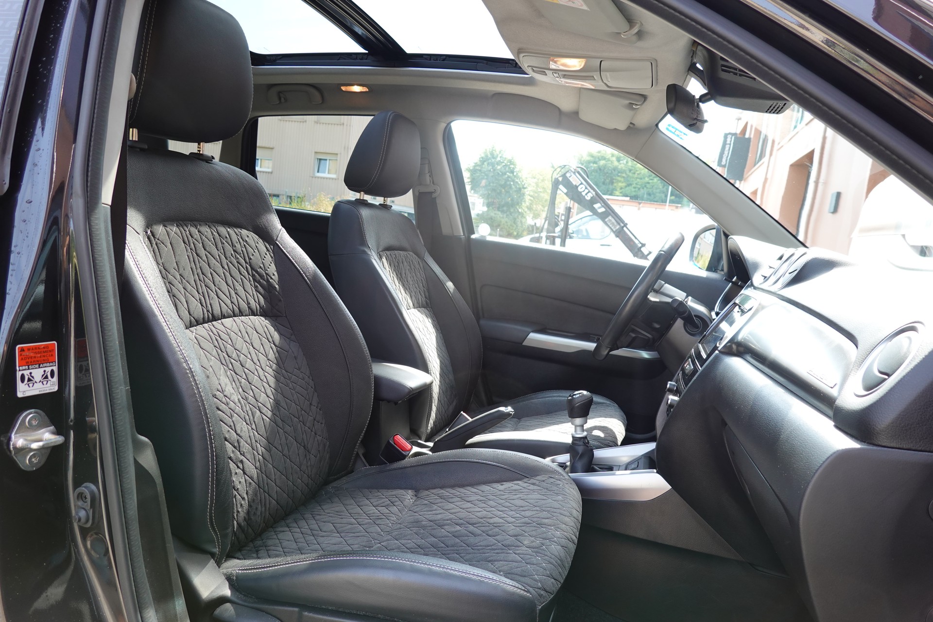 SUZUKI Vitara 1.4 Boosterjet Generation Top Hybrid - "Toit Ouvrant * 8 Roues Complètes * Clim. Auto-image-25