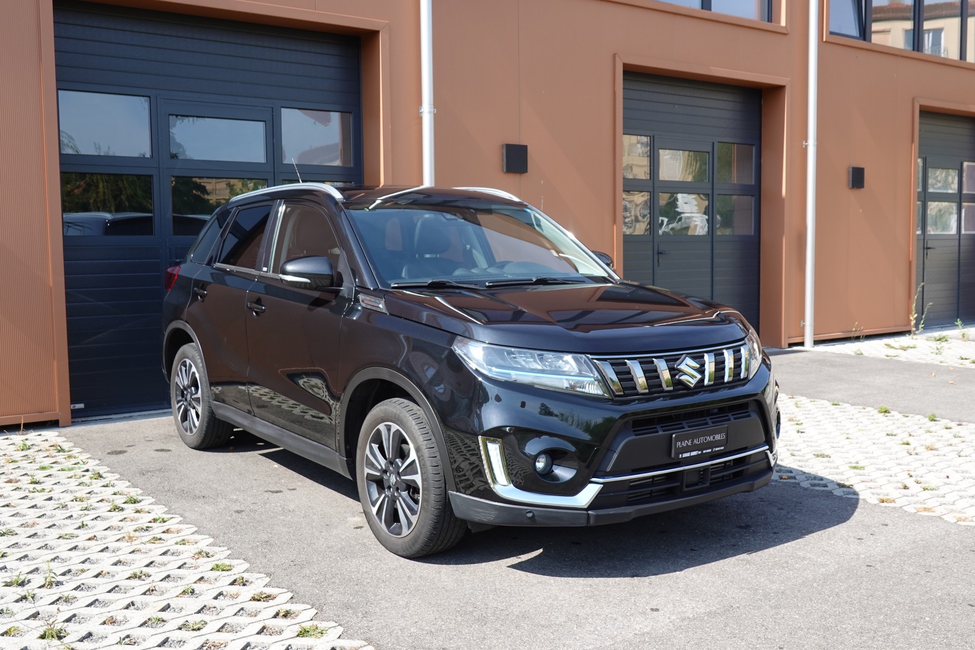 SUZUKI Vitara 1.4 Boosterjet Generation Top Hybrid - "Toit Ouvrant * 8 Roues Complètes * Clim. Auto-image-2