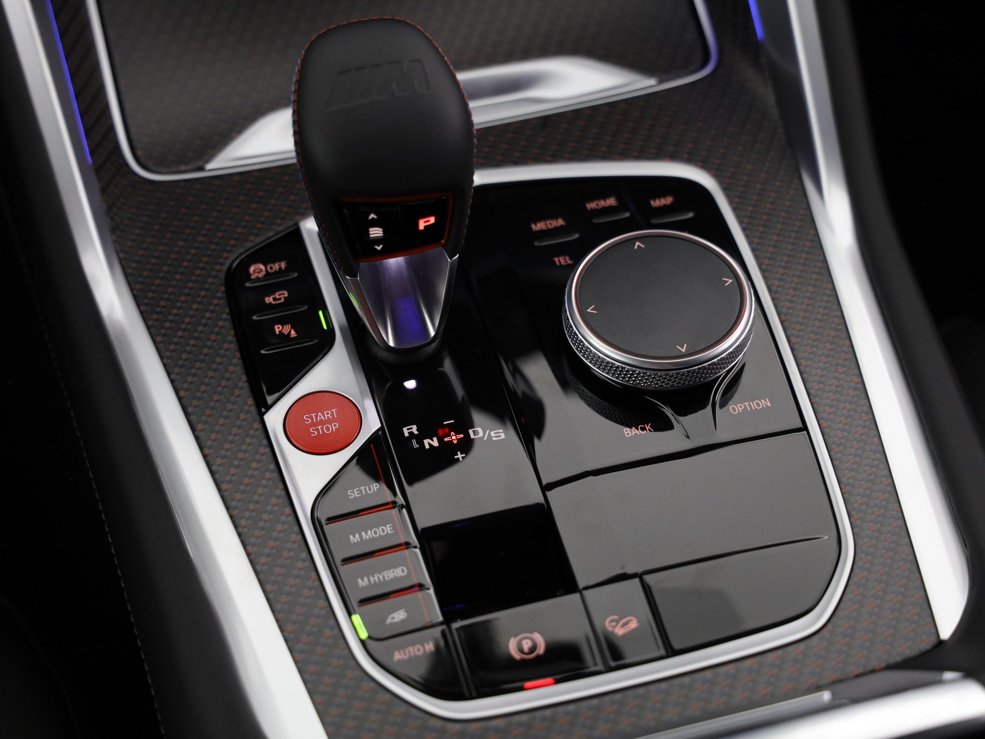 BMW XM Label Plug-in Hybrid-image-18