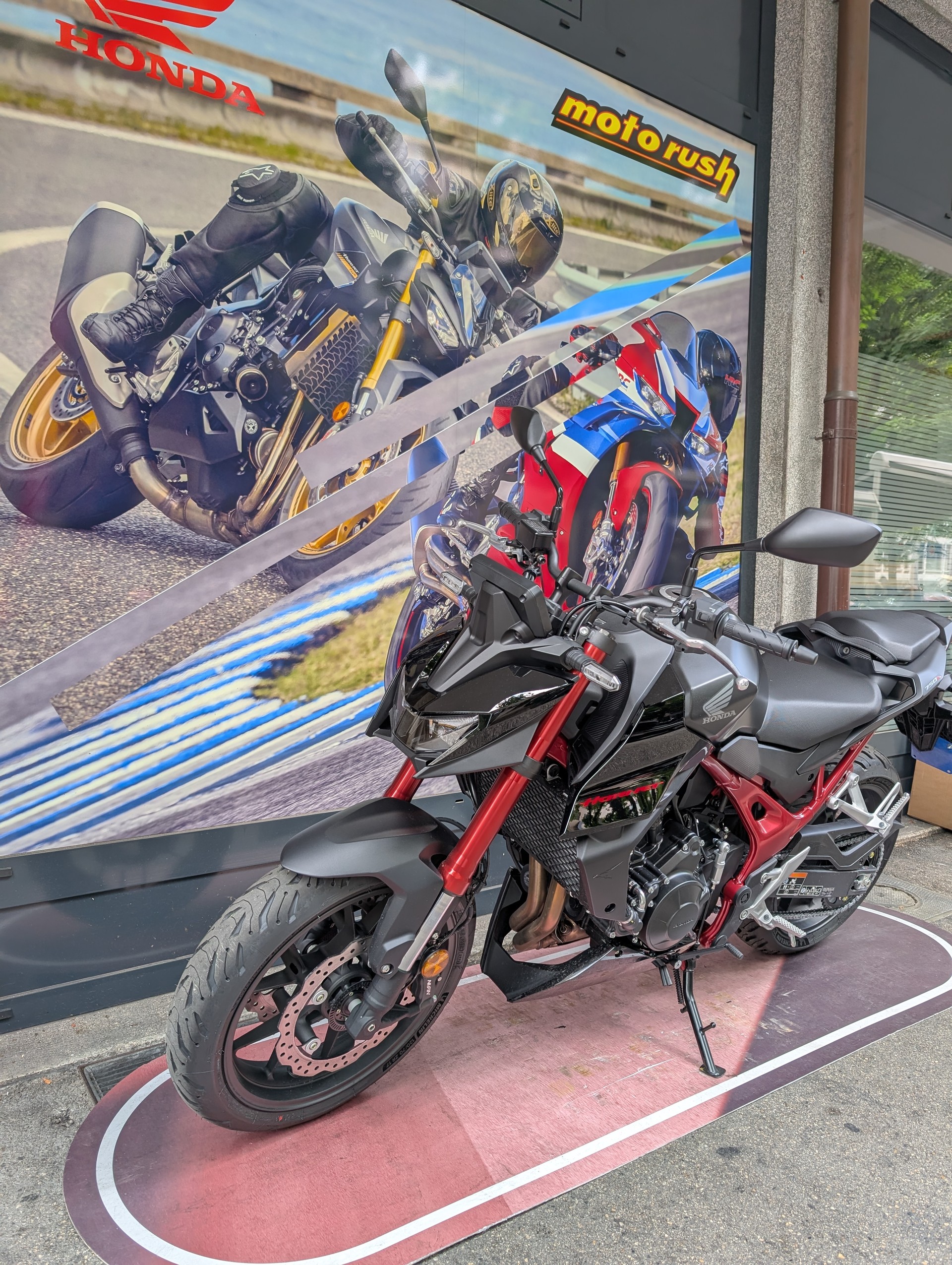 HONDA CB 750 Hornet-image-2