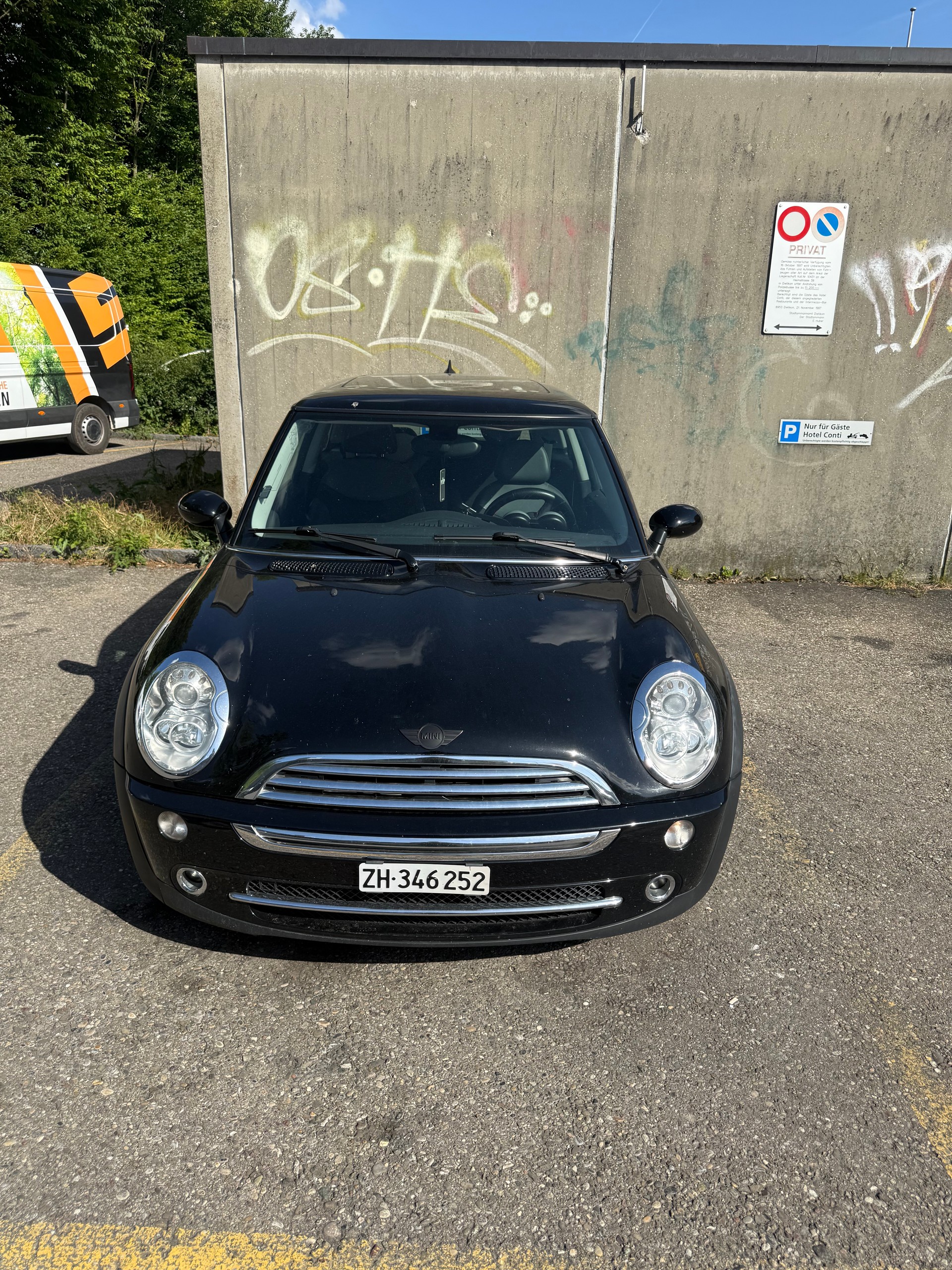 MINI 1.6i Cooper-image-2