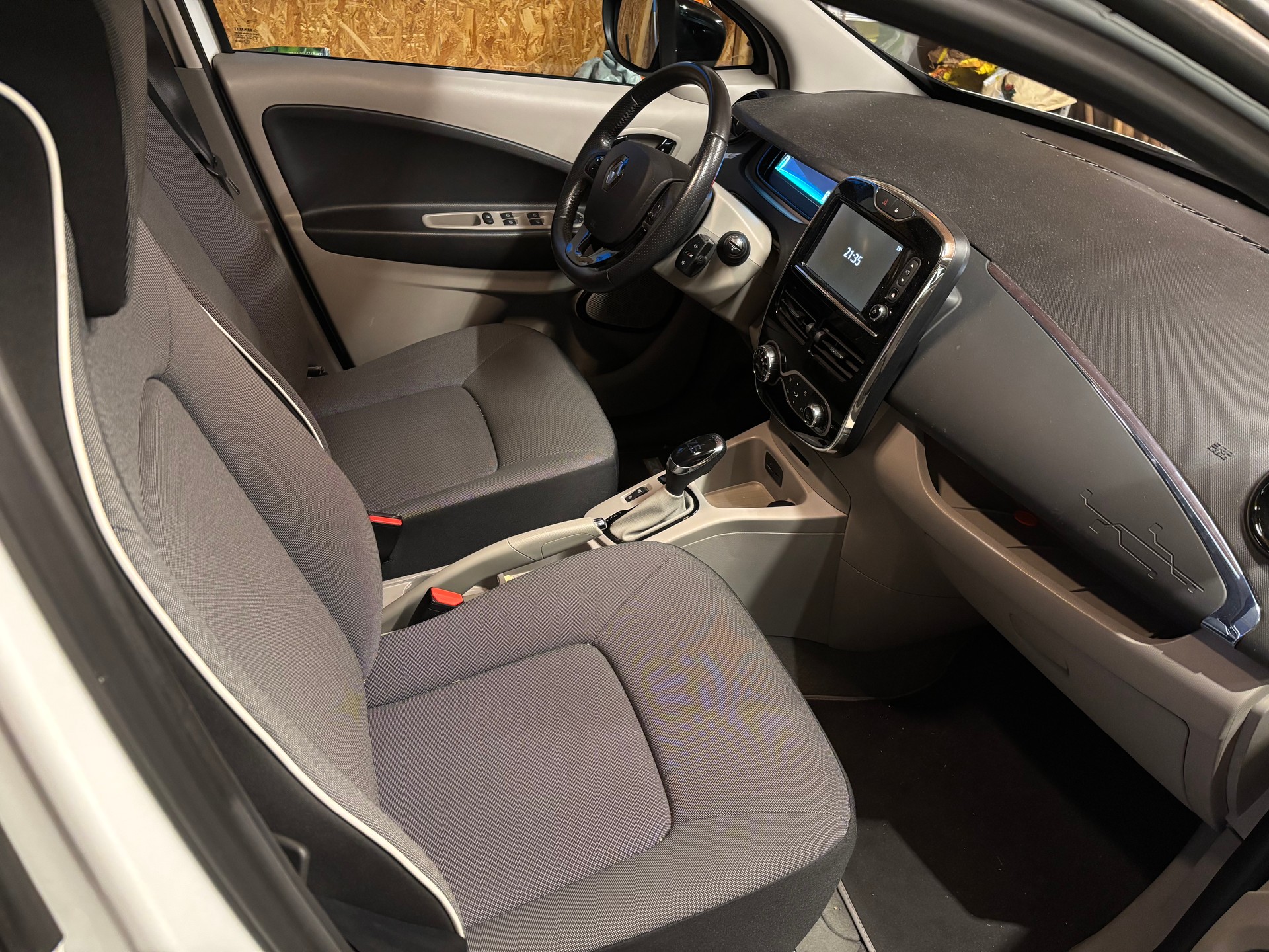 RENAULT Intens-image-5