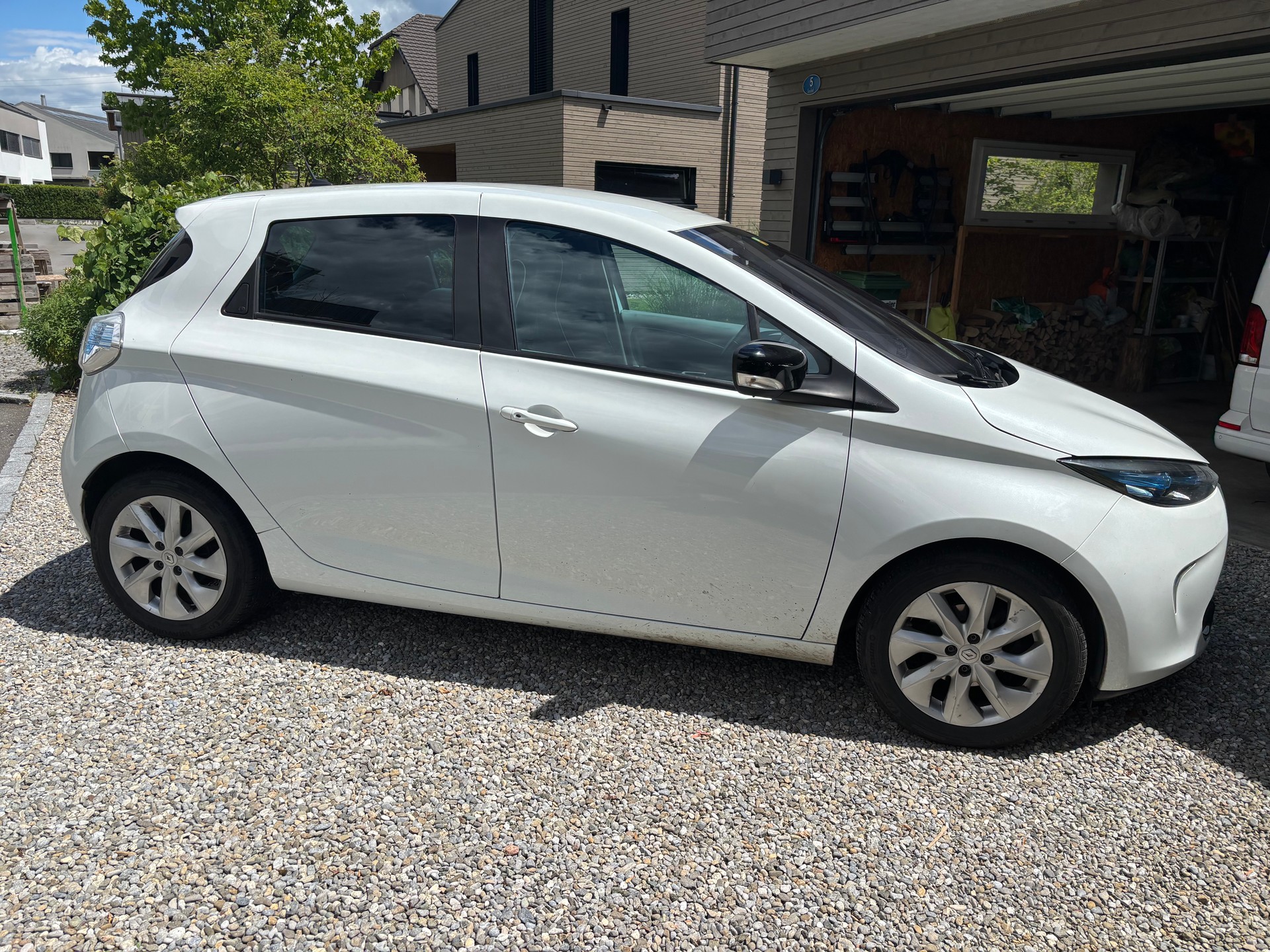 RENAULT Intens-image-1