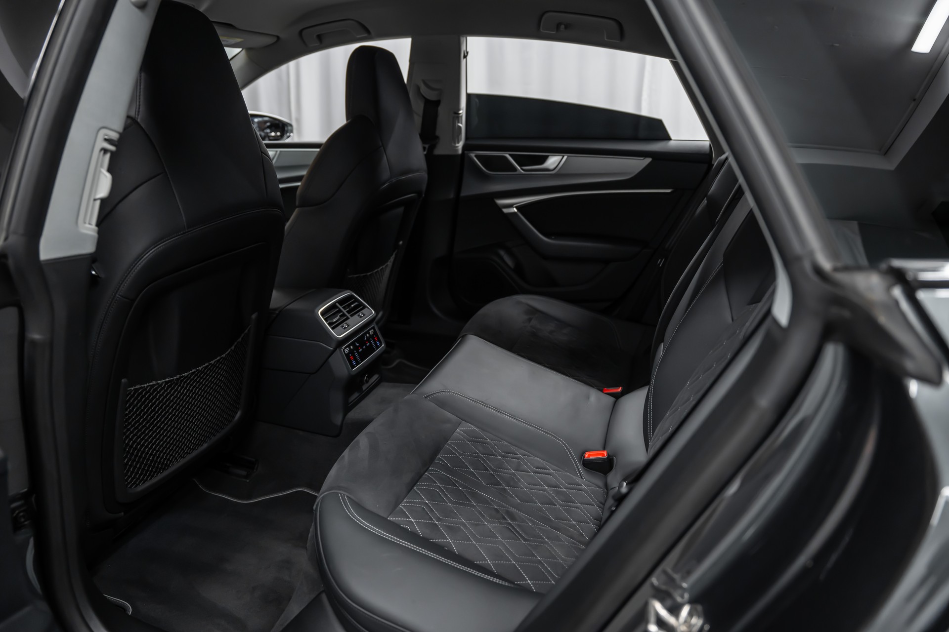 AUDI S7 Sportback TDI quattro S-tronic *Facelift*Daytona-Grau*Fahrassist*21"RS*-image-14