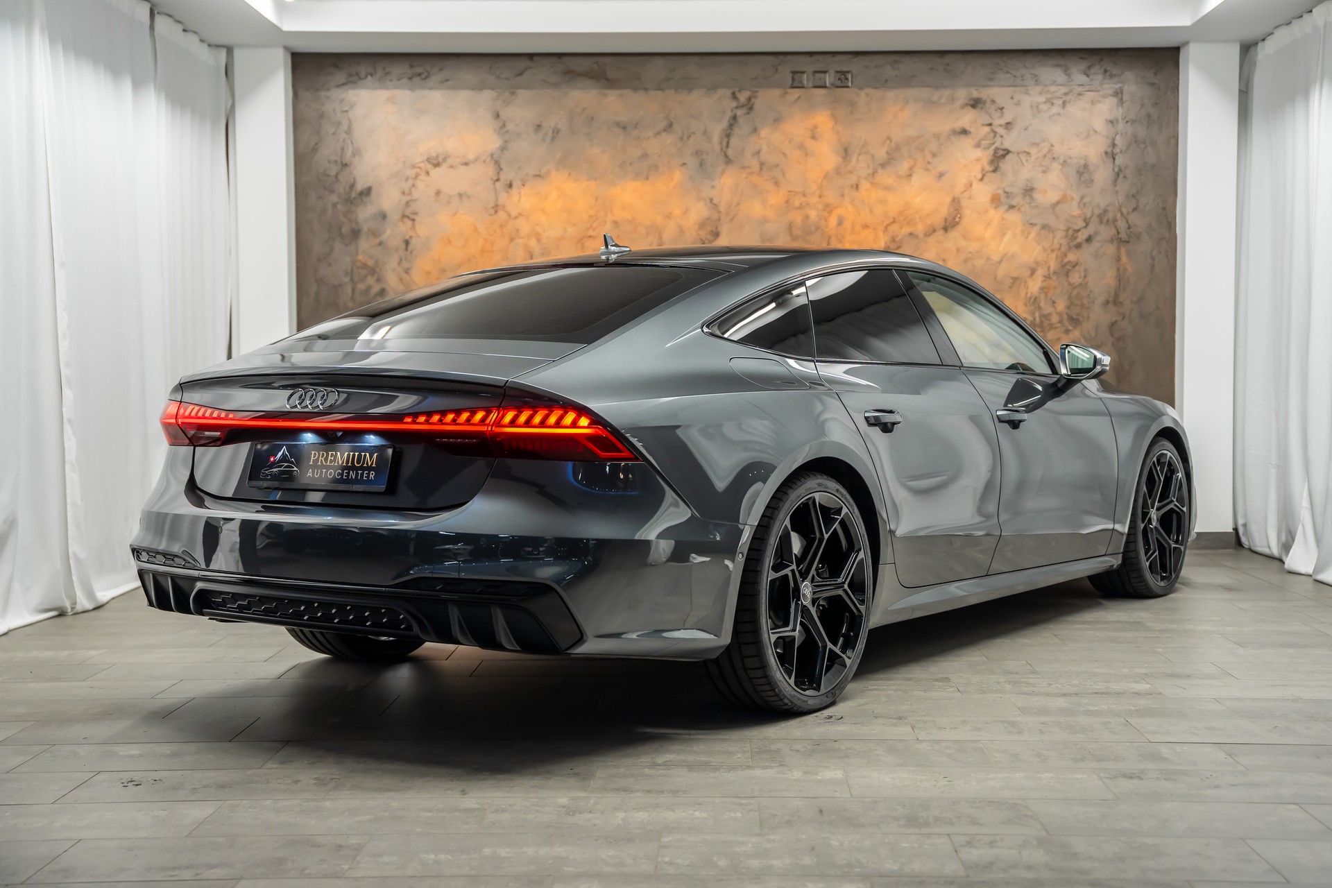 AUDI S7 Sportback TDI quattro S-tronic *Facelift*Daytona-Grau*Fahrassist*-image-5