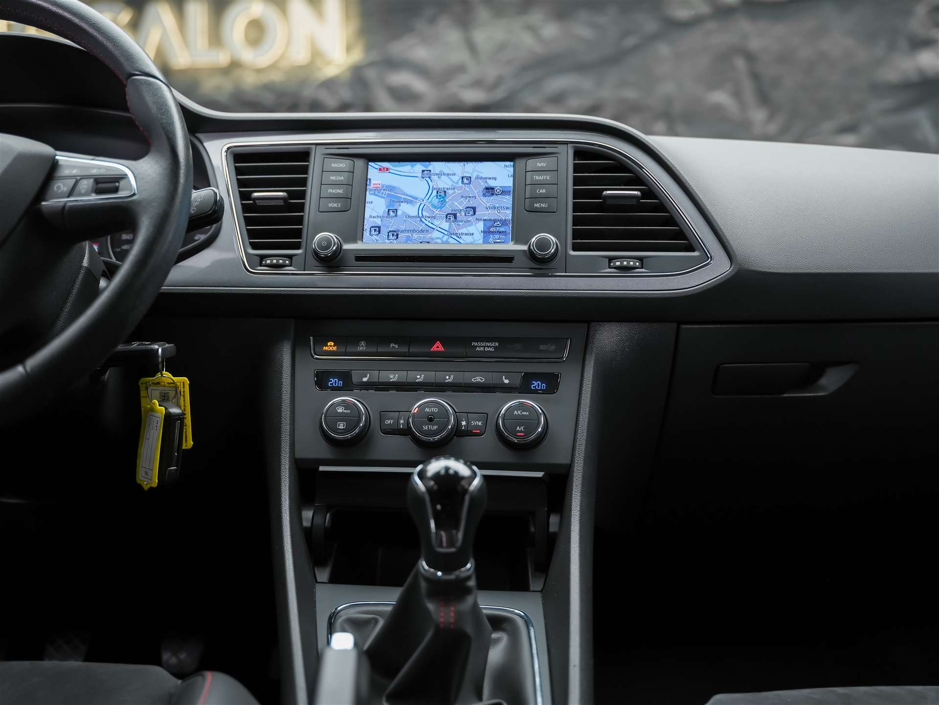 SEAT Leon 1.8 TSI FR *Sitzheizung*Einparkhilfe*-image-16