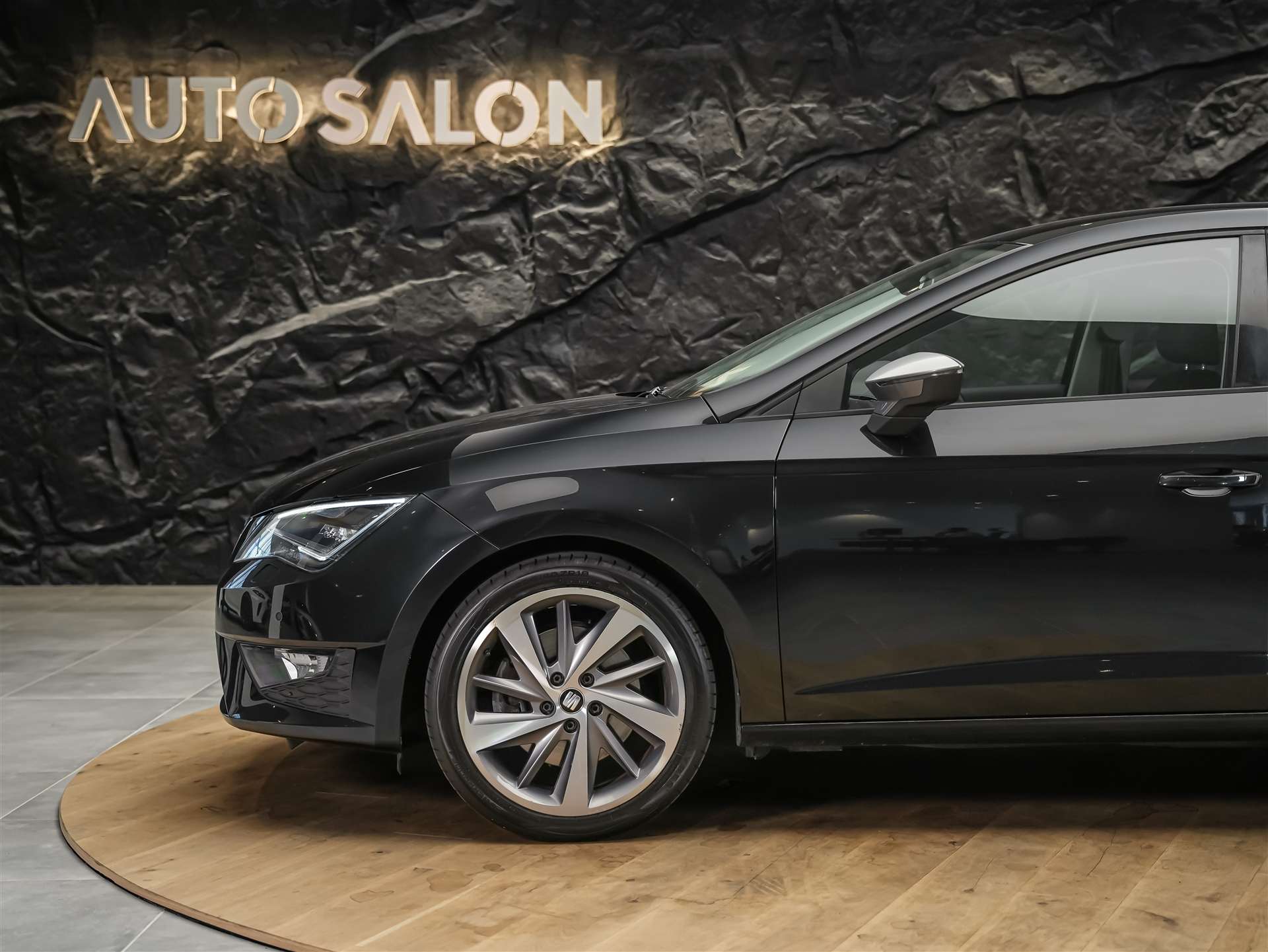 SEAT Leon 1.8 TSI FR *Sitzheizung*Einparkhilfe*-image-12