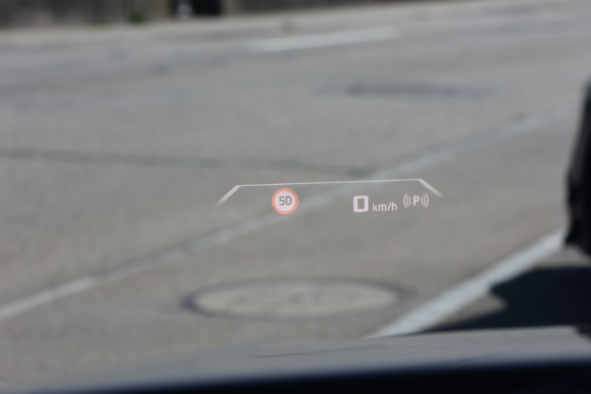 BMW M135 xDrive M Sport Pro (CH)-image-28