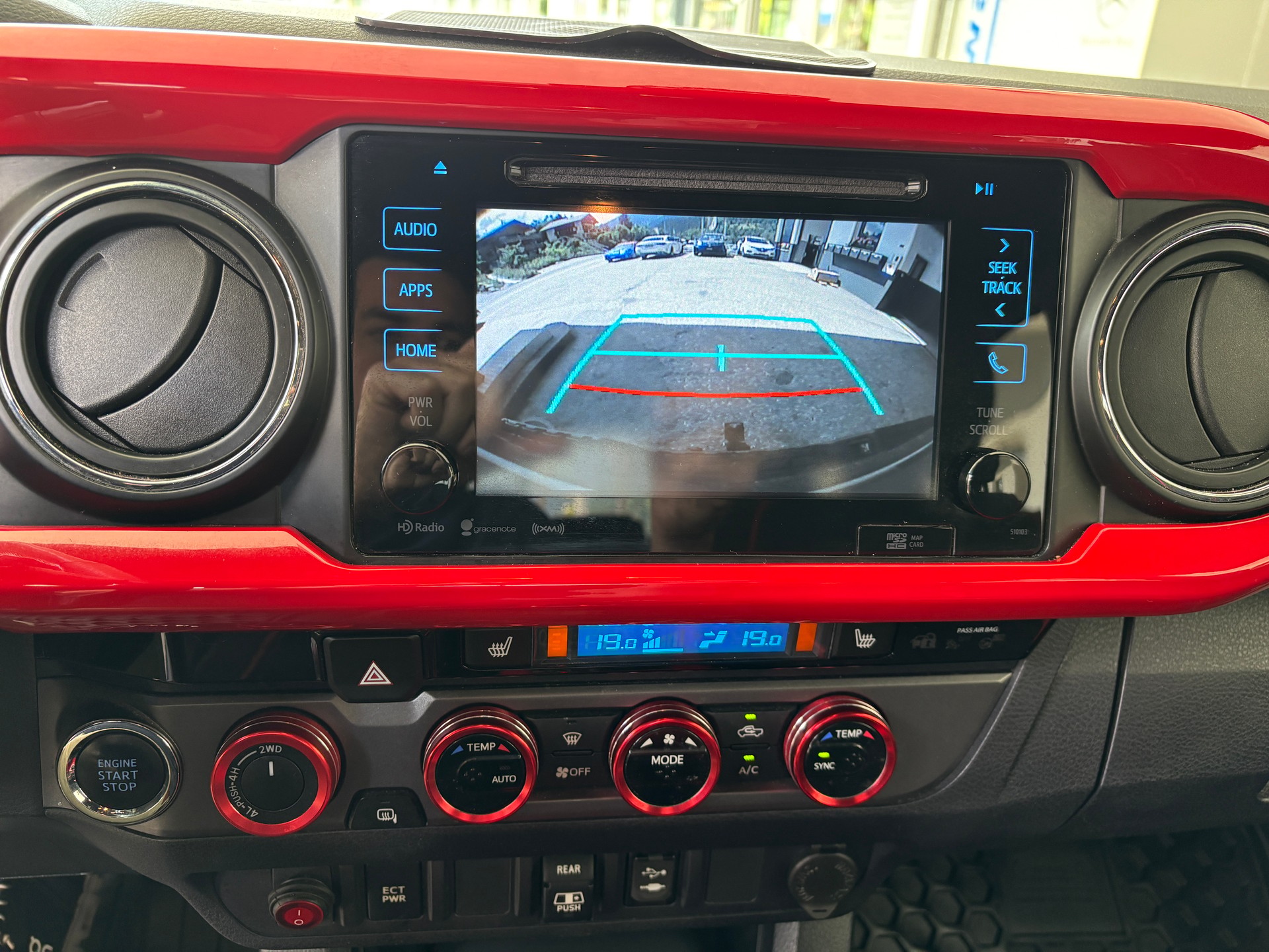 TOYOTA Tacoma TRD 4x4-image-7