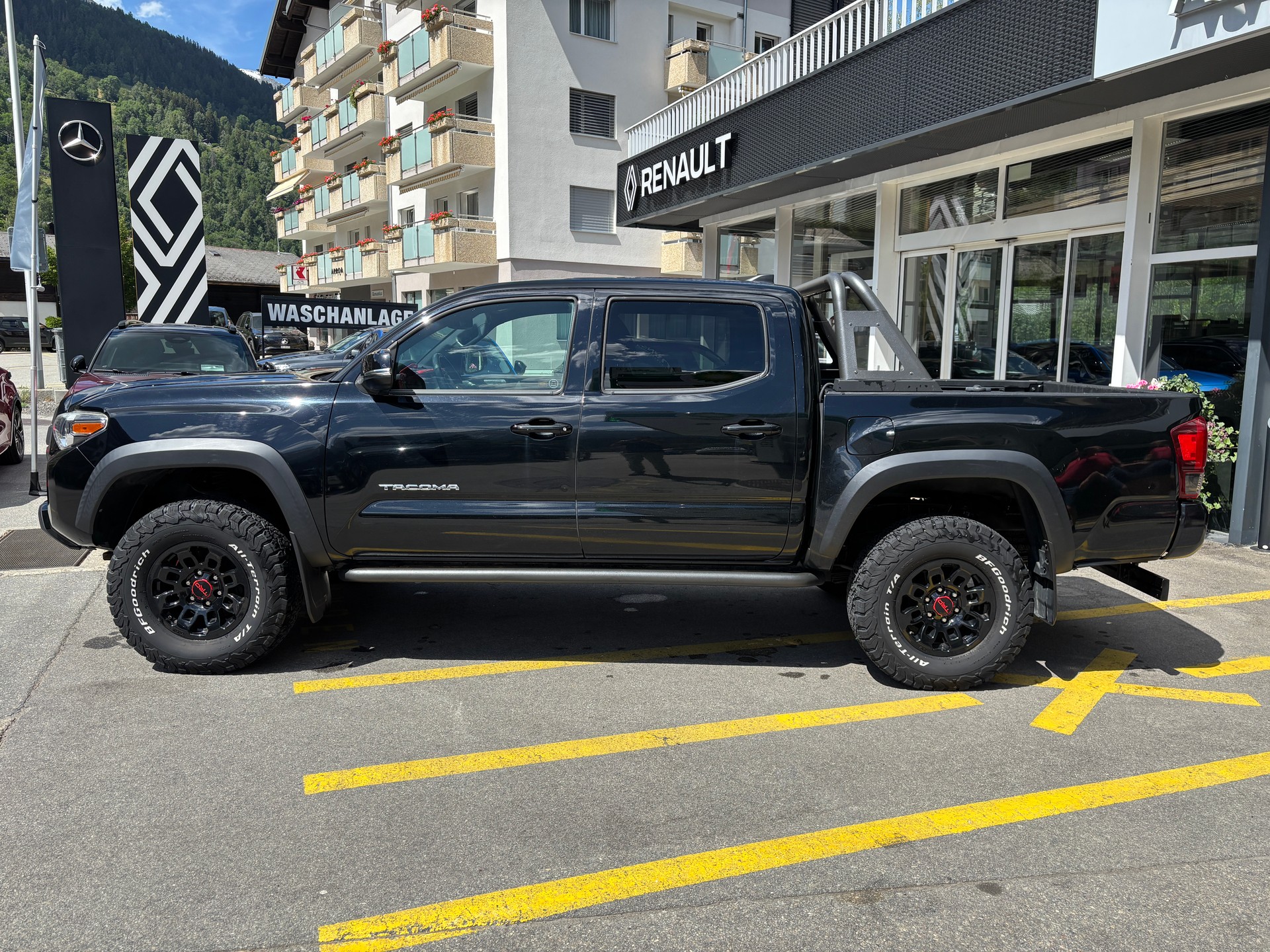 TOYOTA Tacoma TRD 4x4-image-4