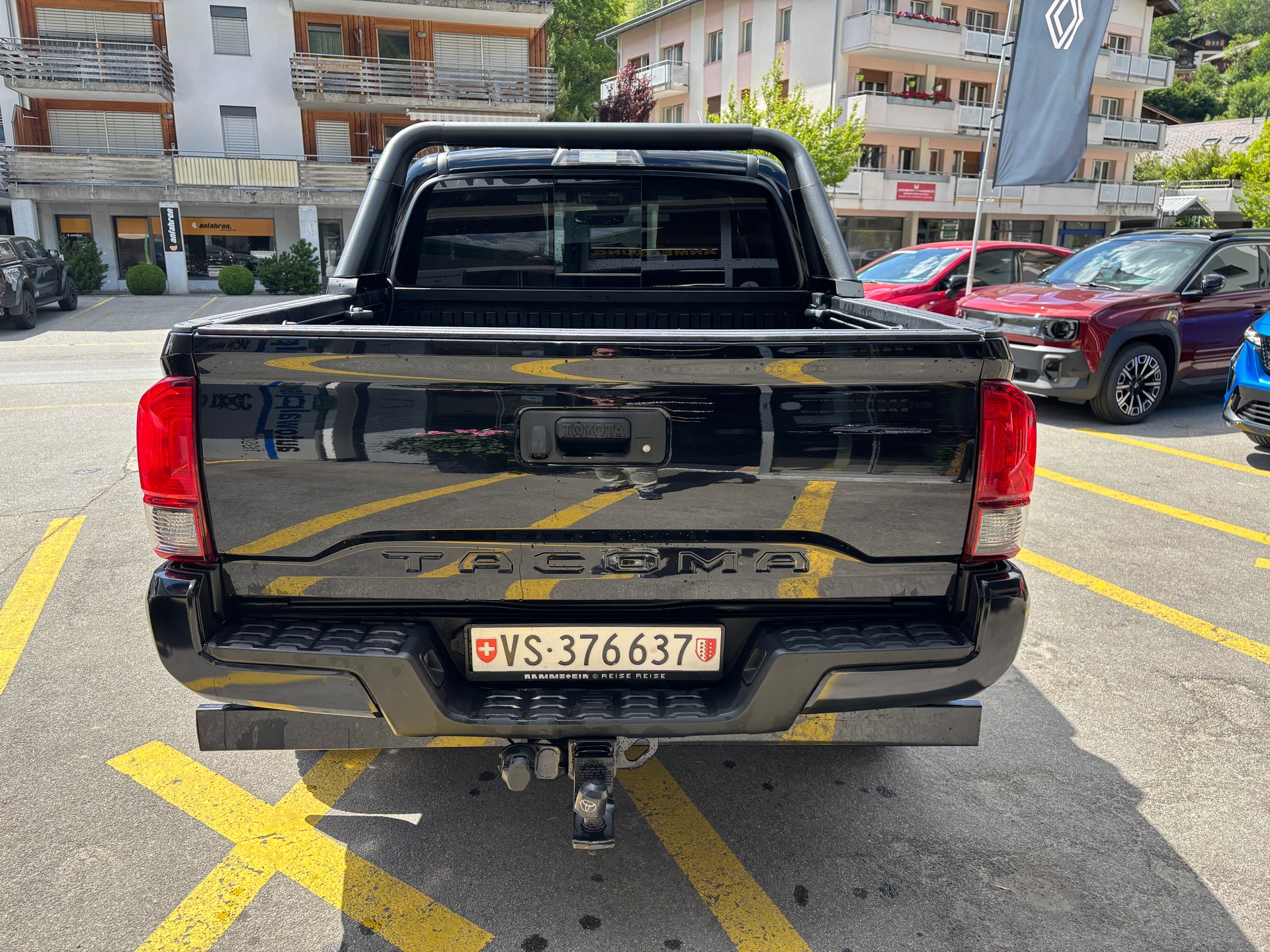 TOYOTA Tacoma TRD 4x4-image-3