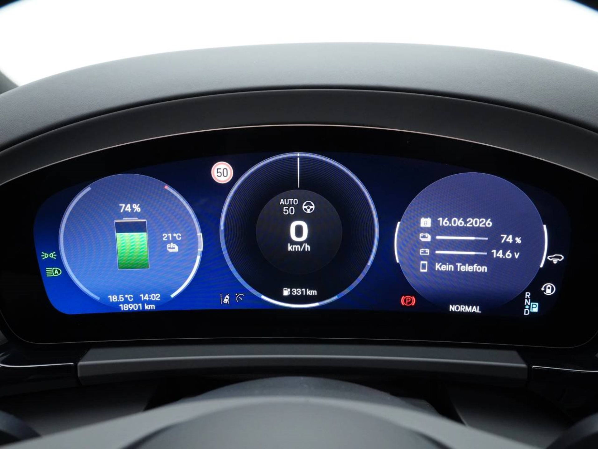 PORSCHE Macan 4S-image-16