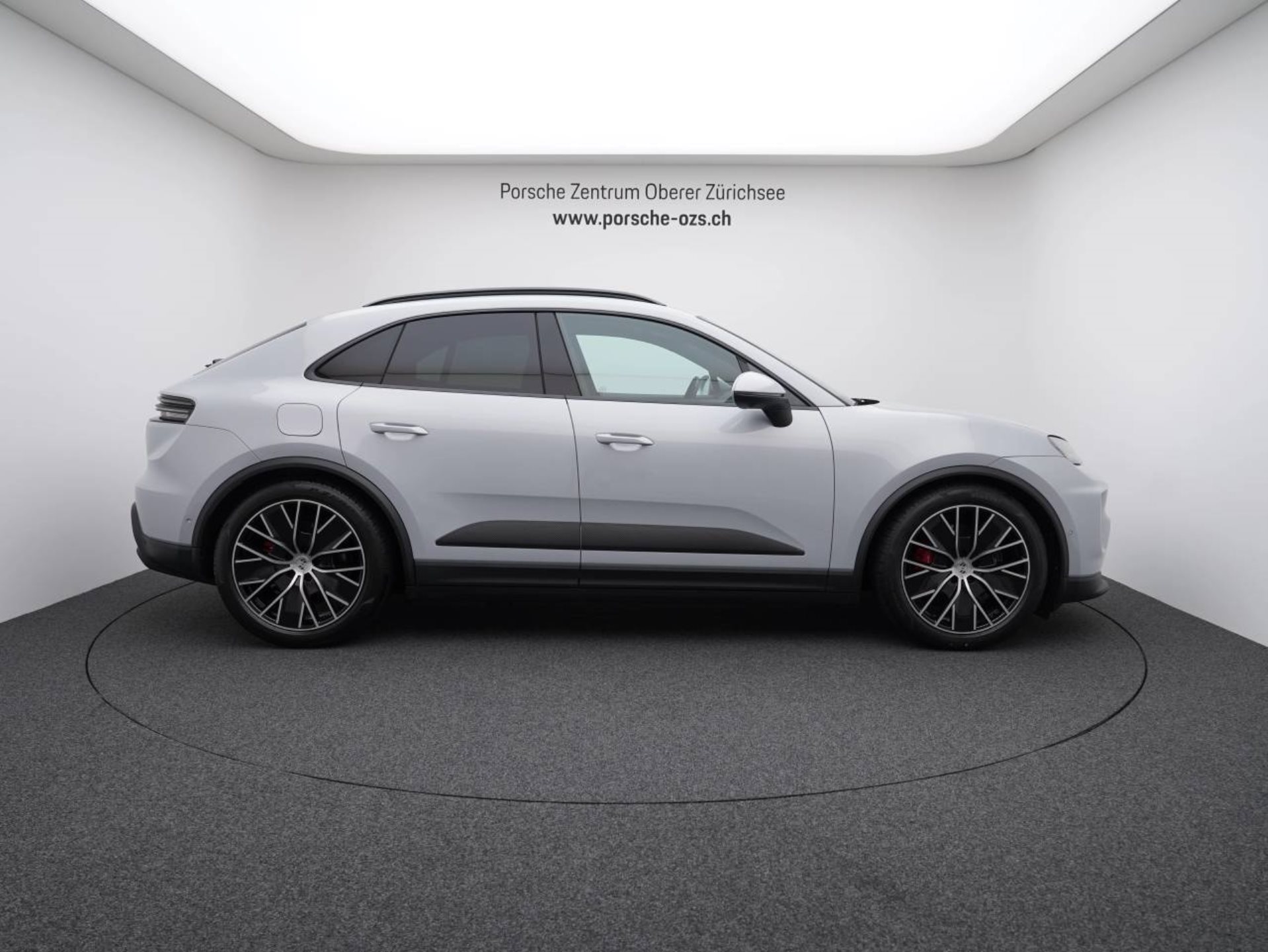 PORSCHE Macan 4S-image-7