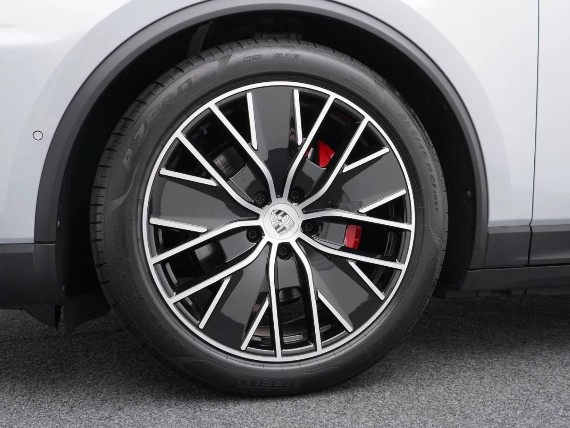 PORSCHE Macan 4S-image-10