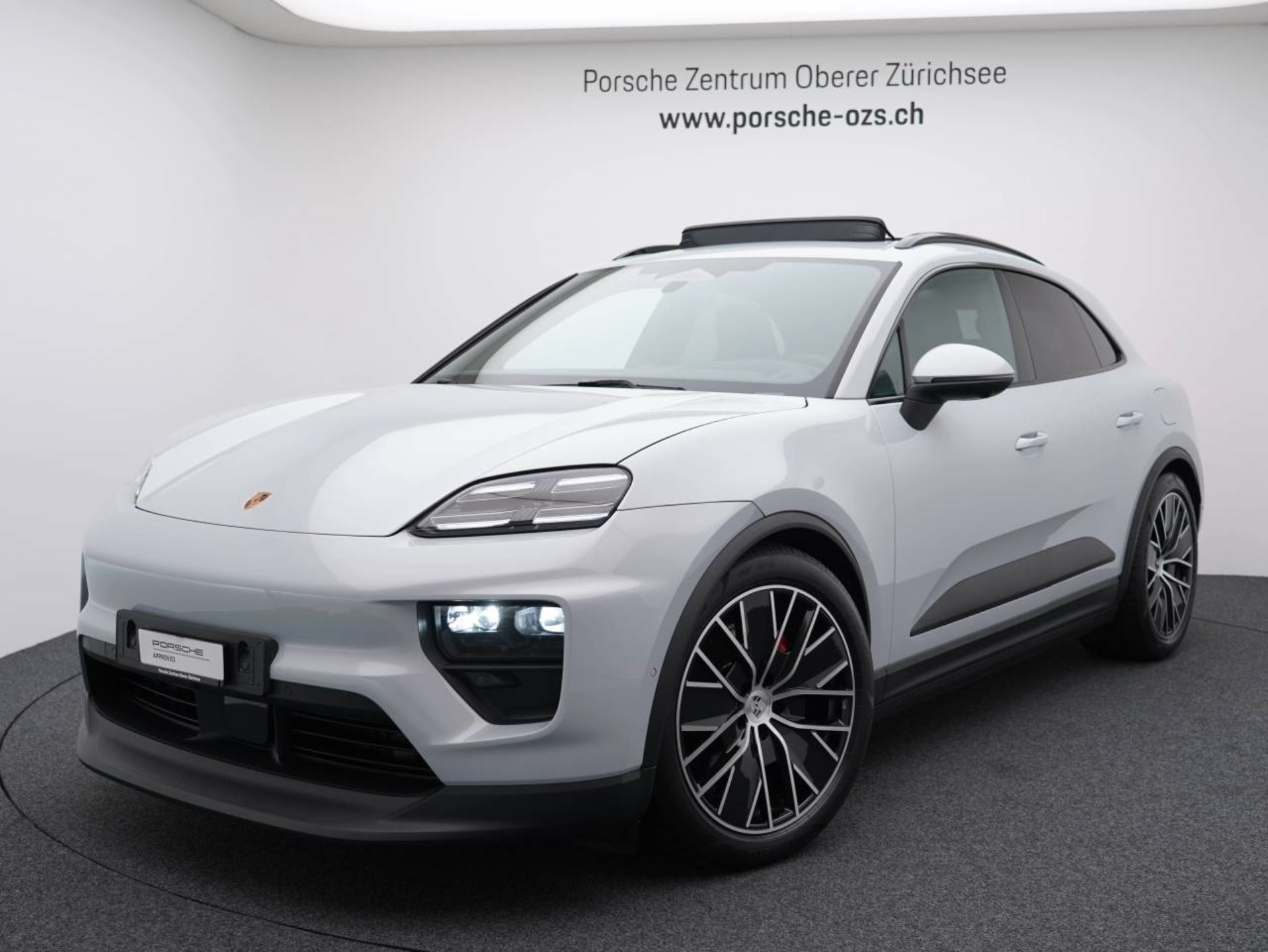 PORSCHE Macan 4S-image-0