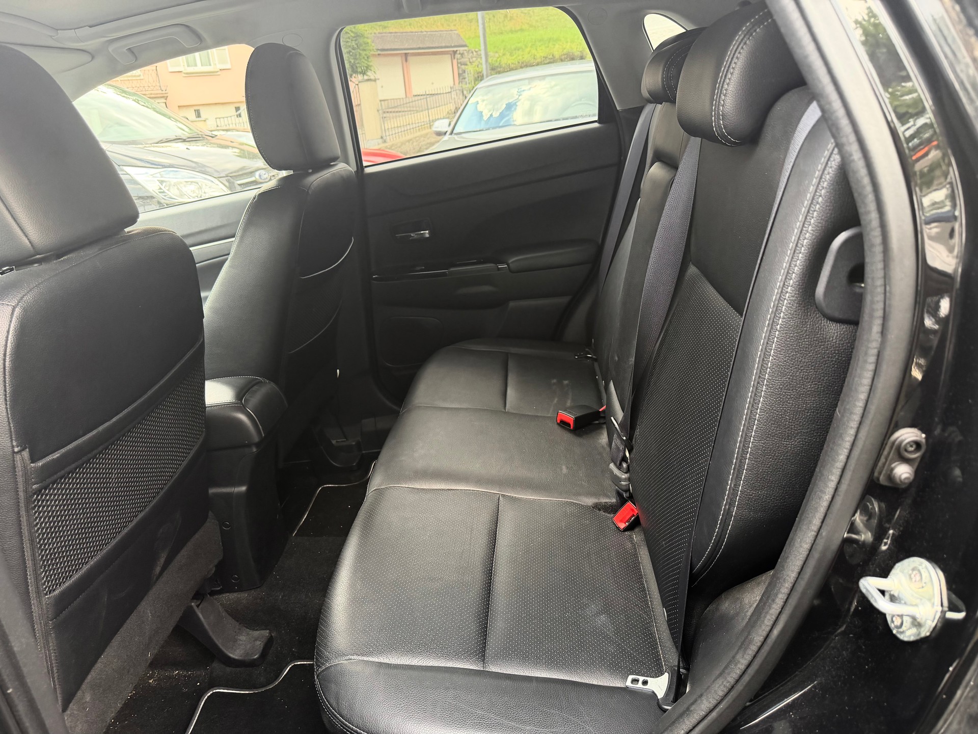 CITROEN C4 Aircross 1.8 HDi Exclusive 4WD-image-5