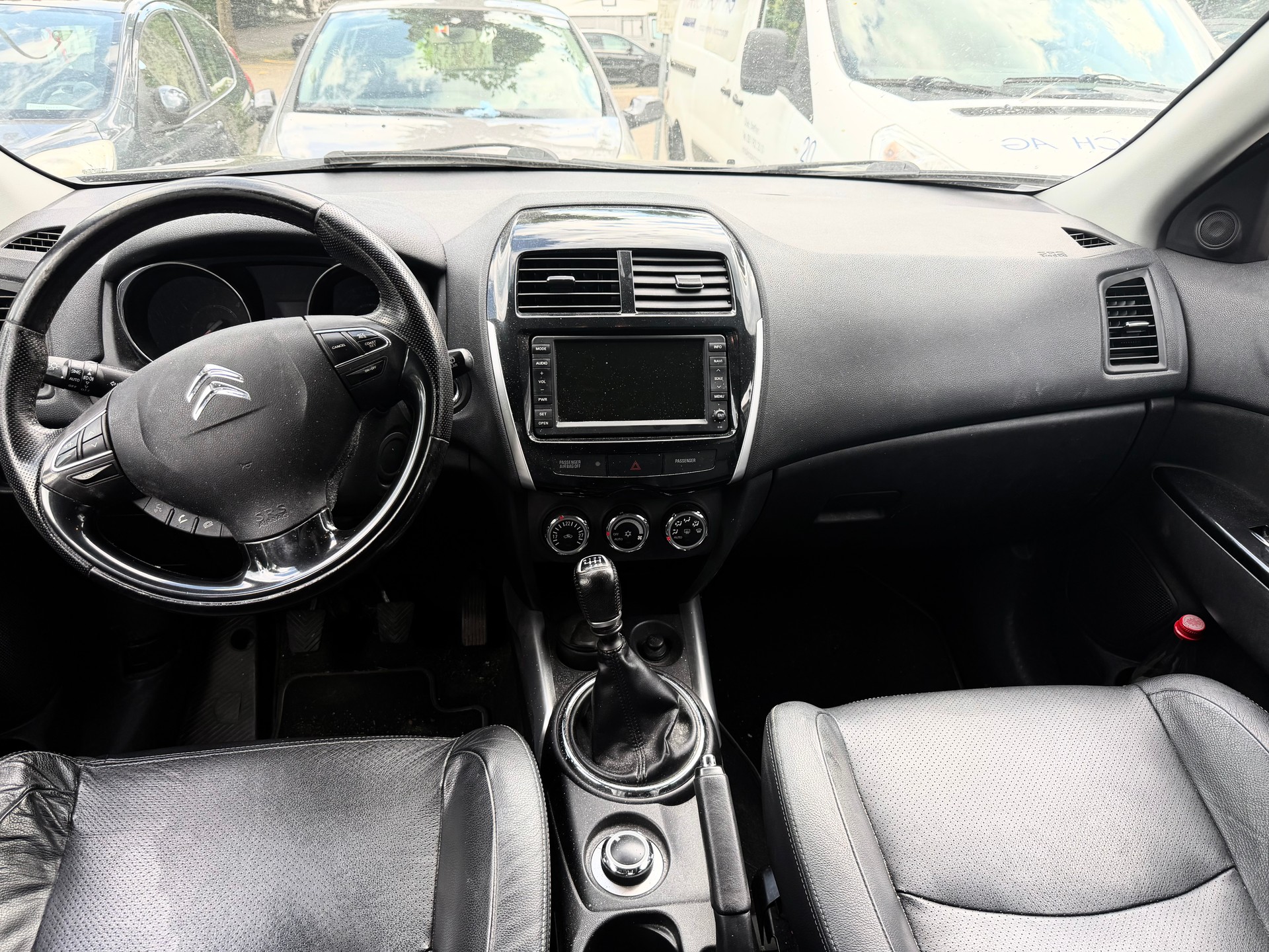 CITROEN C4 Aircross 1.8 HDi Exclusive 4WD-image-6