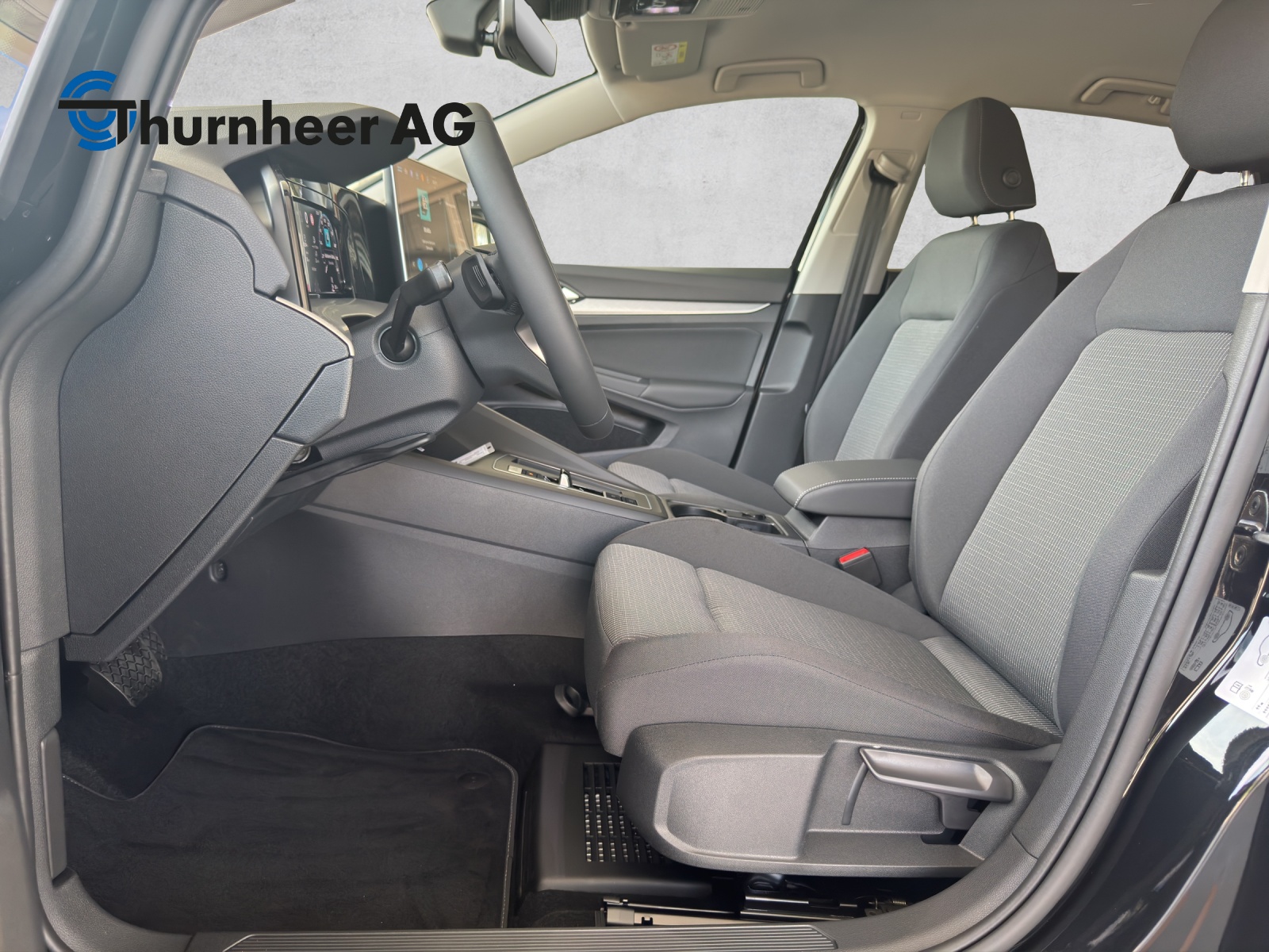 VW Golf 1.5 e TSI mHEV Value DSG-image-8