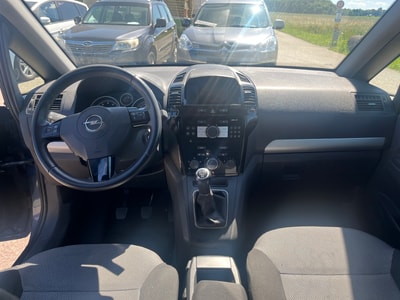 OPEL Zafira 1.8i 16V-image-9
