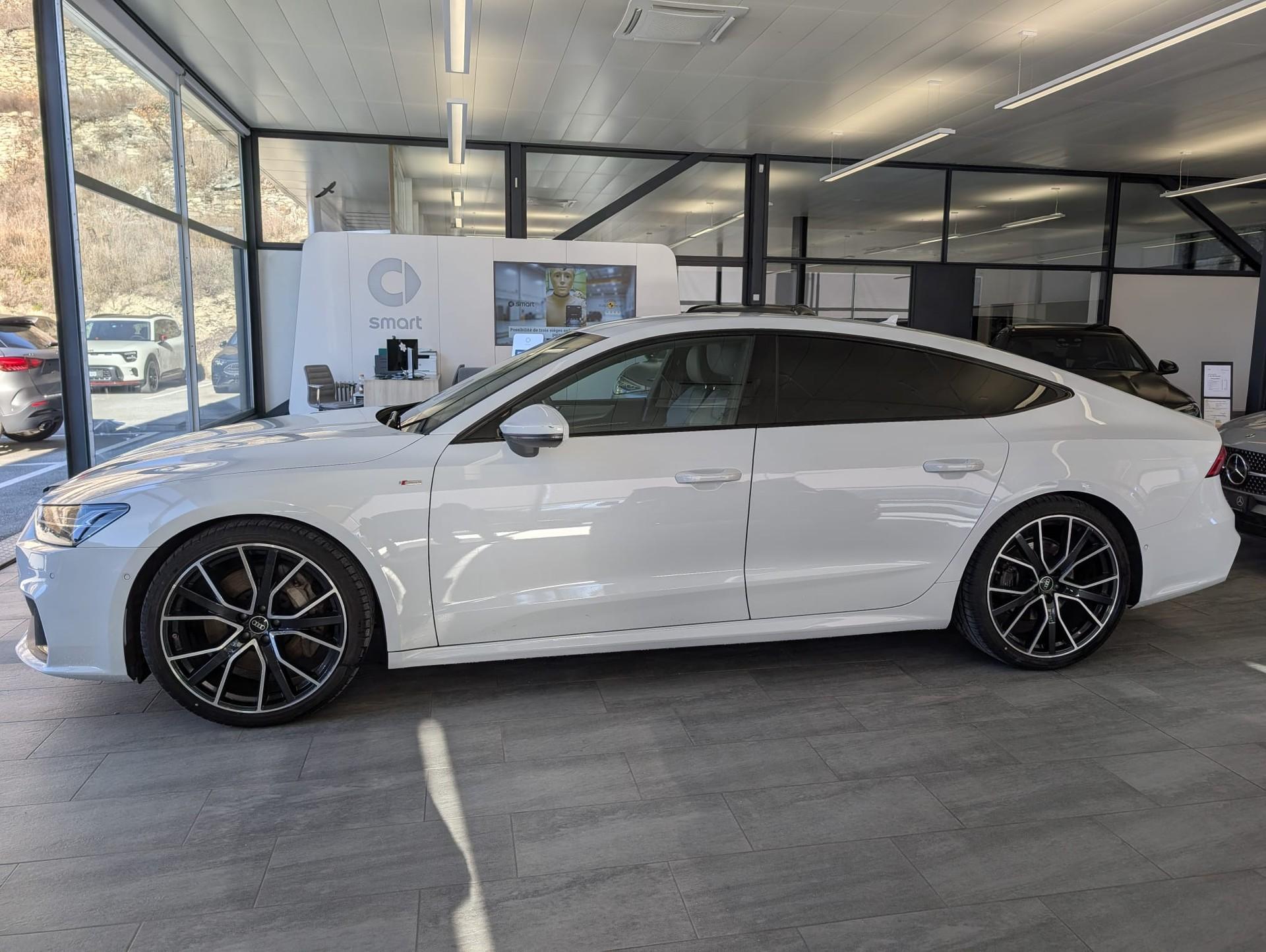 AUDI A7 Sportback 3.0 55 TFSI quattro S-Tronic-image-4