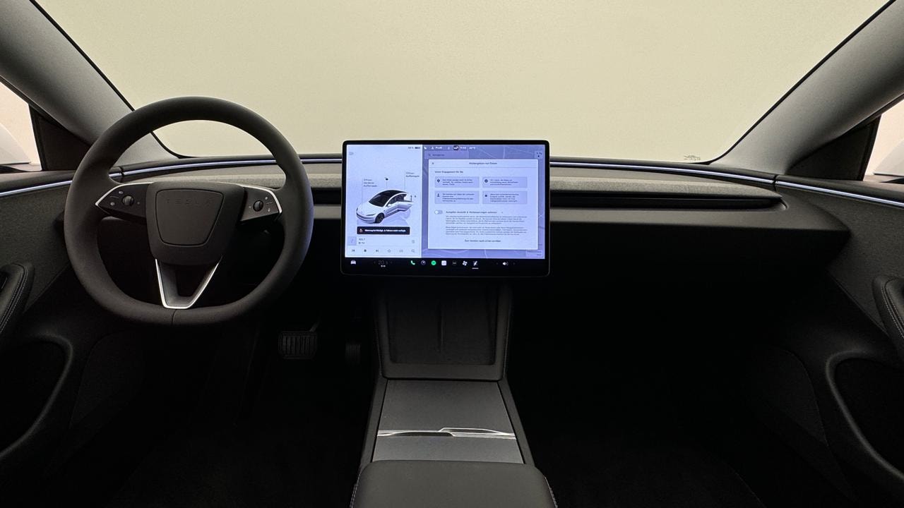 TESLA Model 3 Long Range RWD-image-5