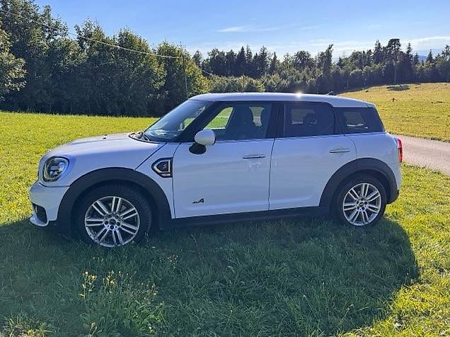 MINI 2.0i Cooper S ALL4-image-0