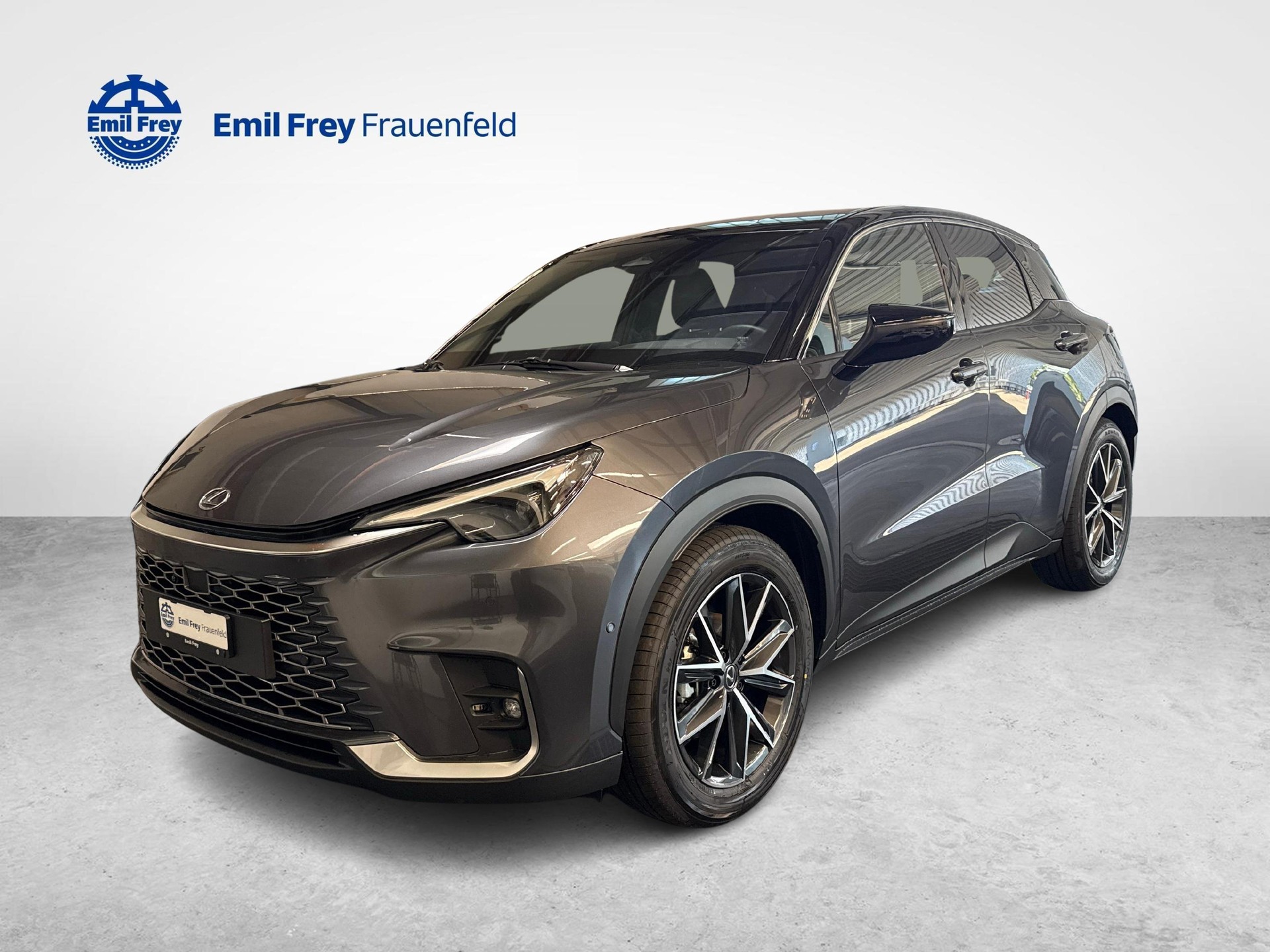 LEXUS LBX 1.5 Hybrid Cool AWD-image-0