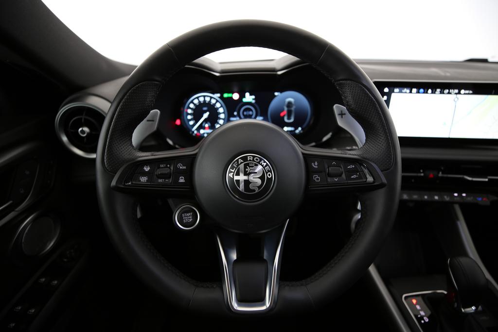 ALFA ROMEO Tonale 1.3 Plug-in Hybrid Veloce Q4-image-5