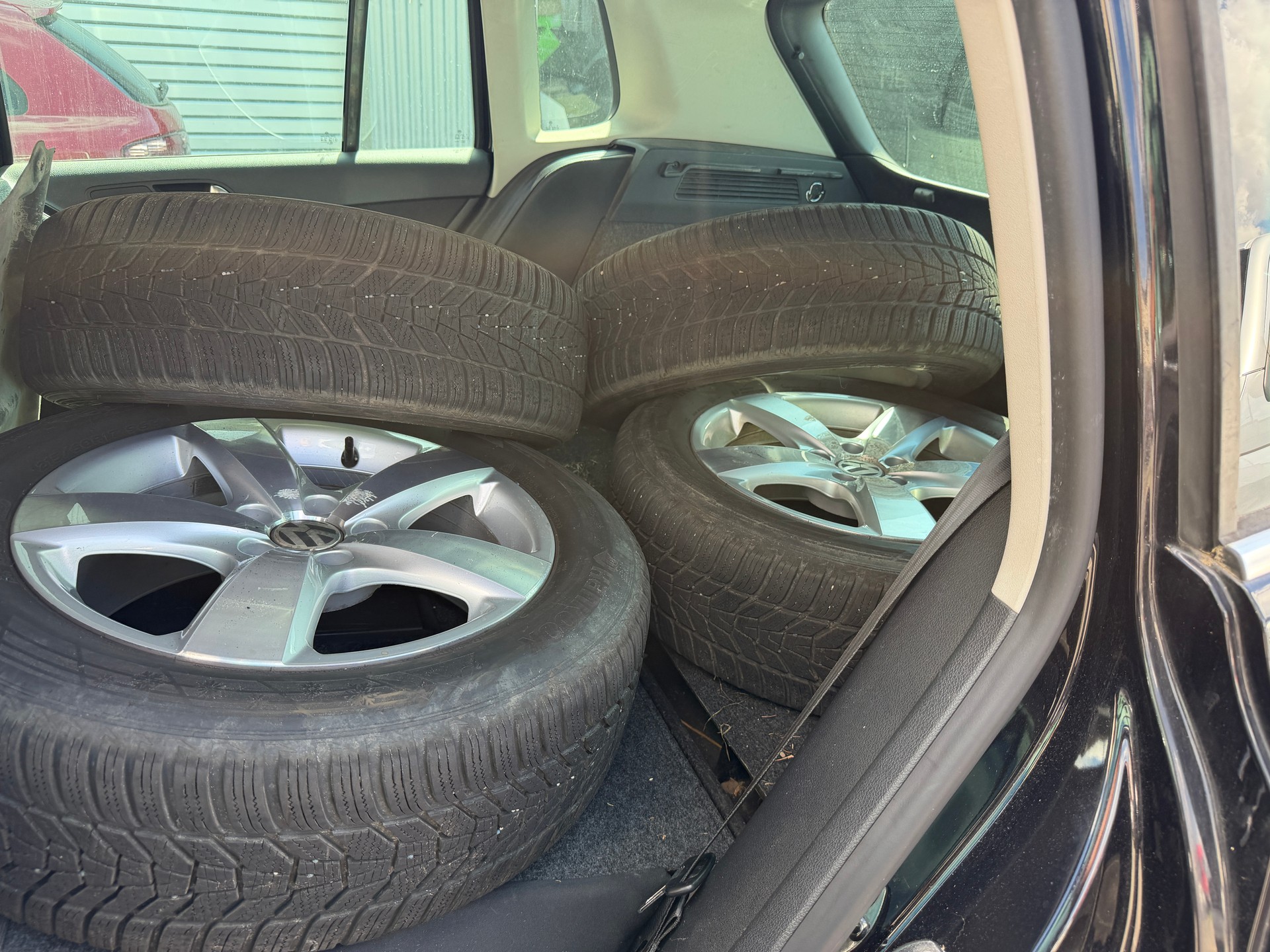 VW Tiguan 2.0 TSI Sport&Style-image-6