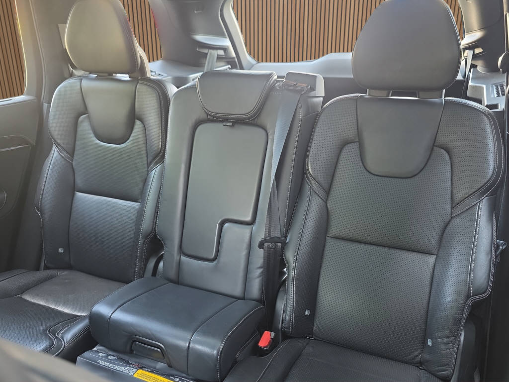 VOLVO XC90 2.0 T6 Inscription 7P. AWD-image-17