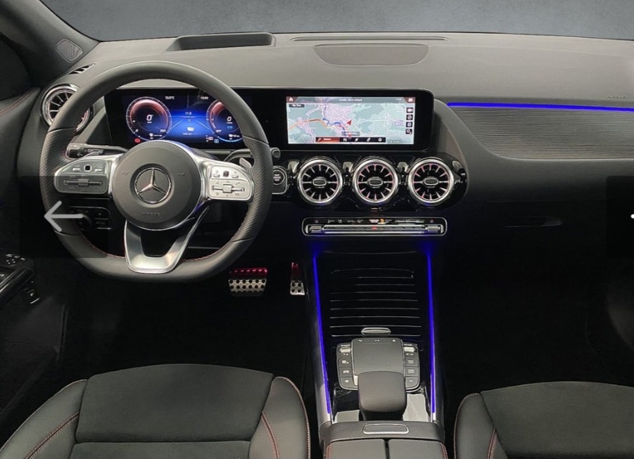 MERCEDES-BENZ GLA 250 e AMG Line-image-2