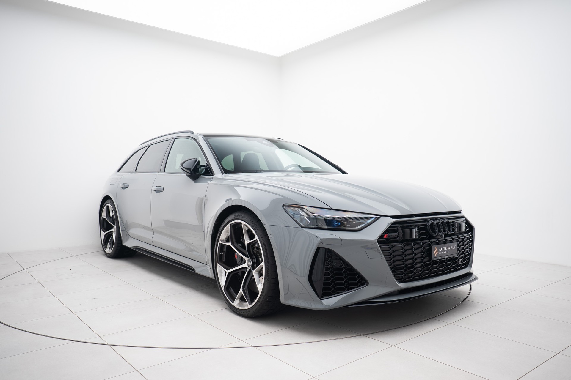 AUDI RS6 Avant 4.0 TFSI V8 Performance quattro-image-0