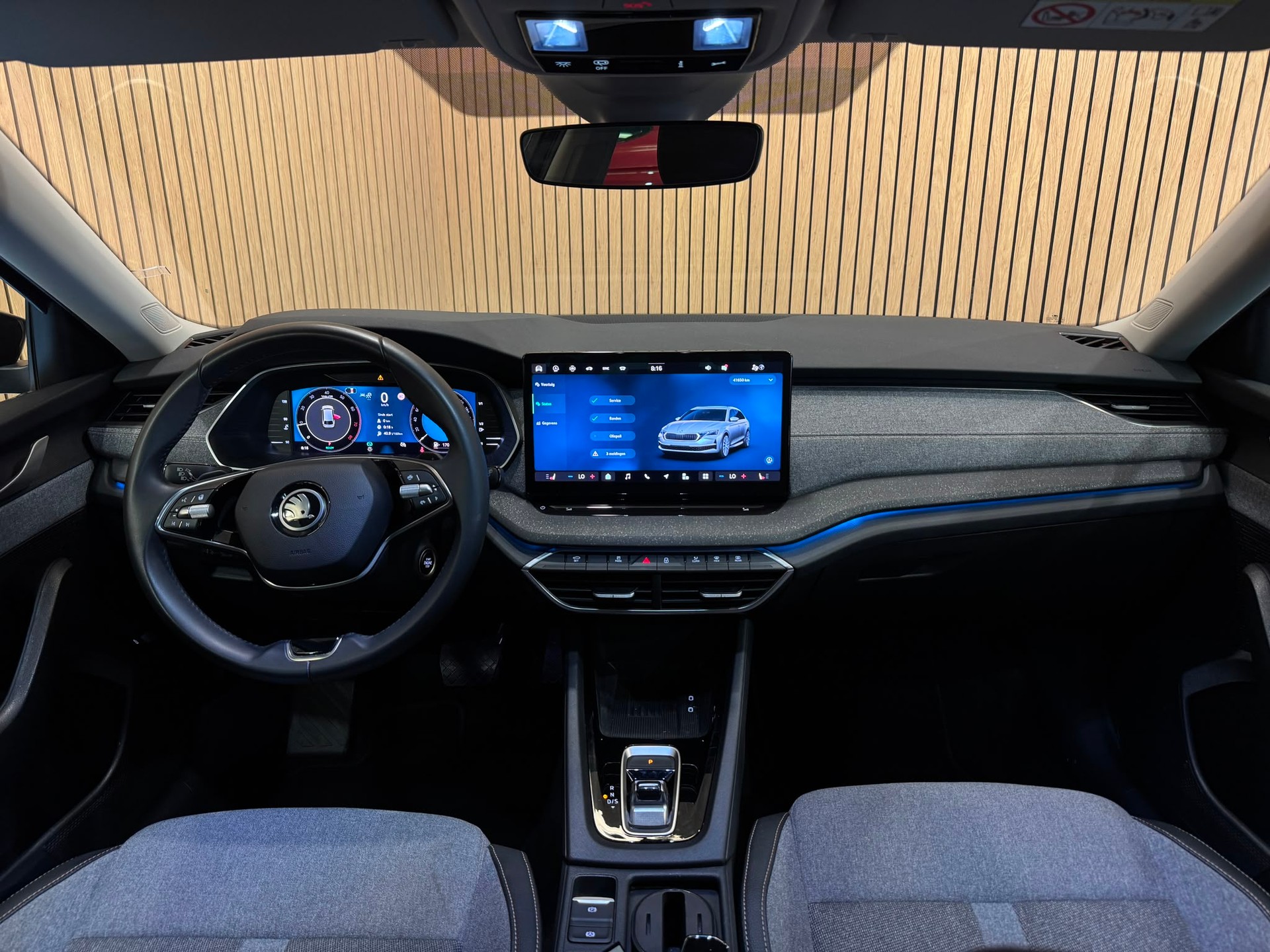 SKODA Octavia Combi 1.5 TSI mHEV DSG Selection-image-8