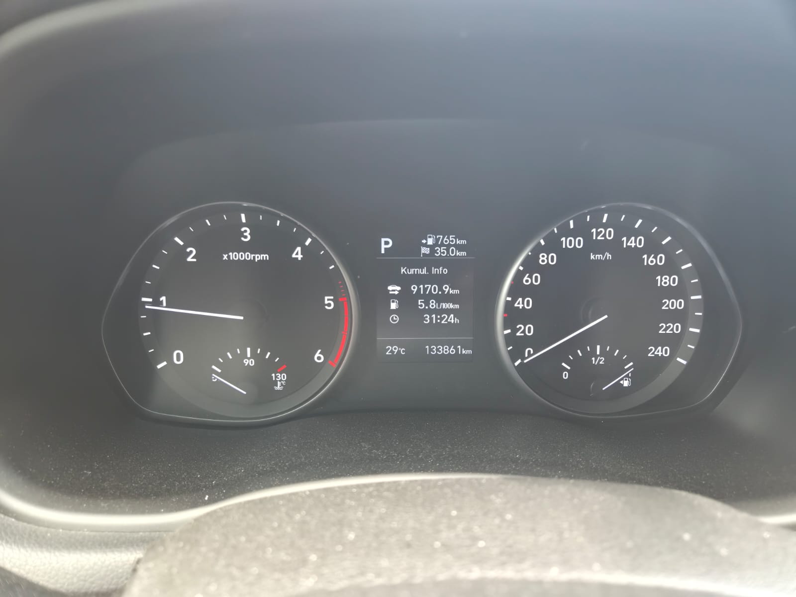 HYUNDAI i30 Wagon 1.6 CRDi GO Plus DCT-image-5
