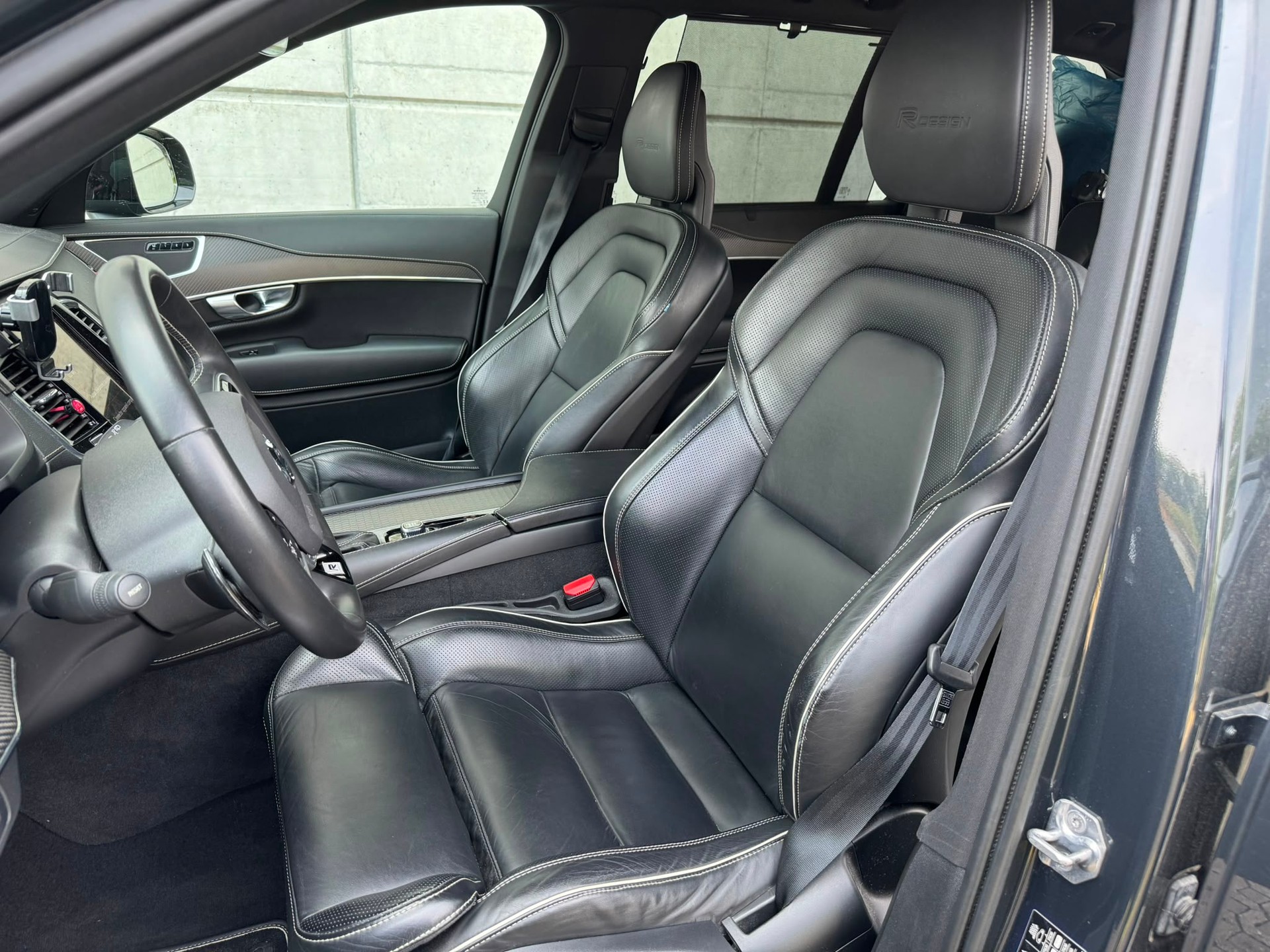 VOLVO XC90 T5 AWD R-Design Geartronic-image-8