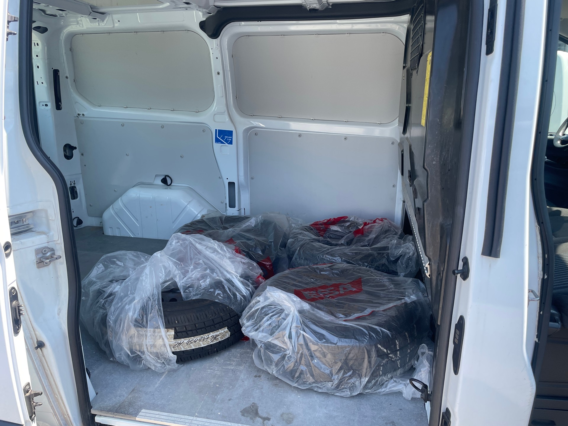FORD Transit Custom Van 310 L1H1 Trend-image-10