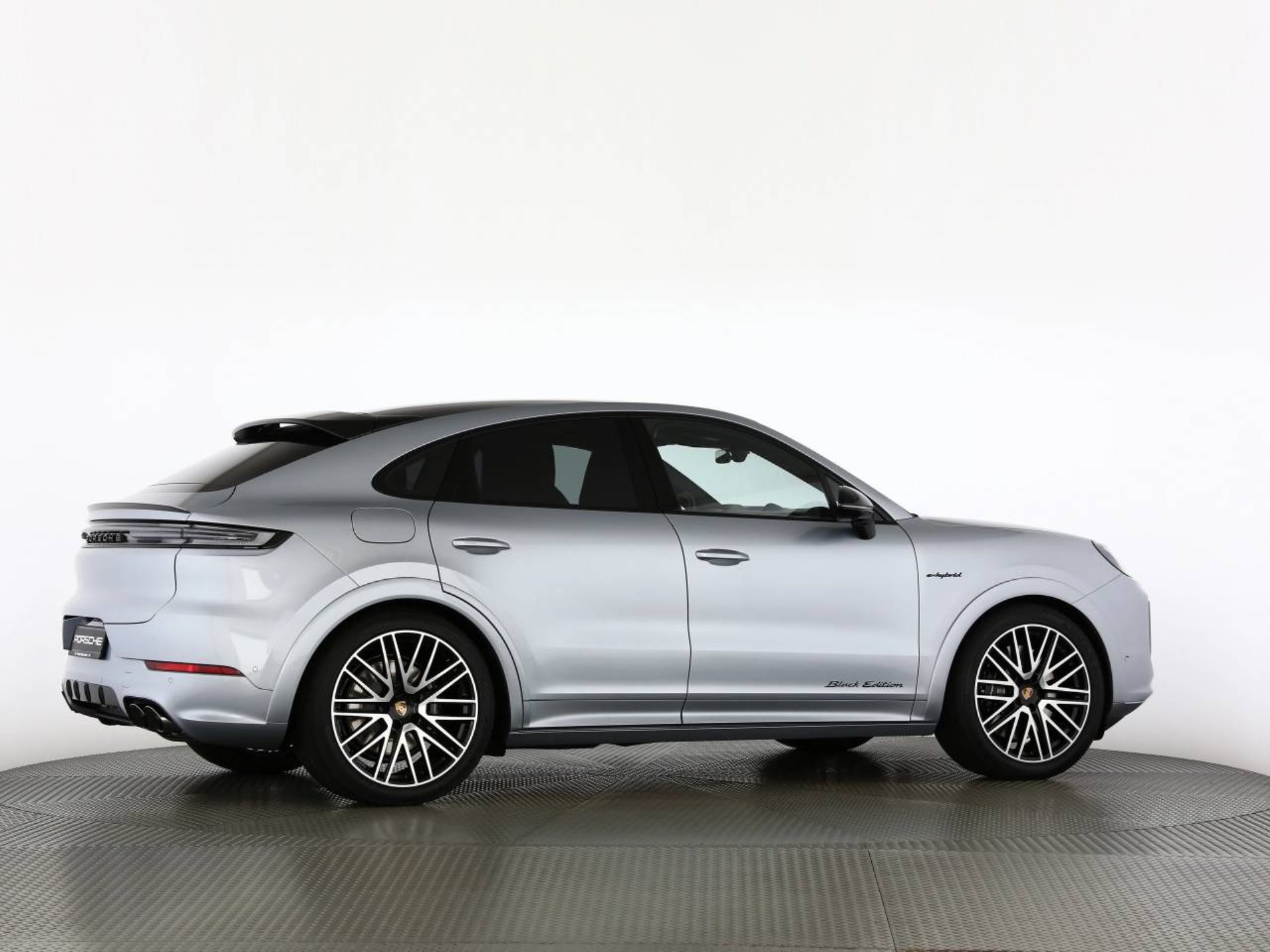 PORSCHE Cayenne S E-Hybrid Coupé Black Edition-image-22