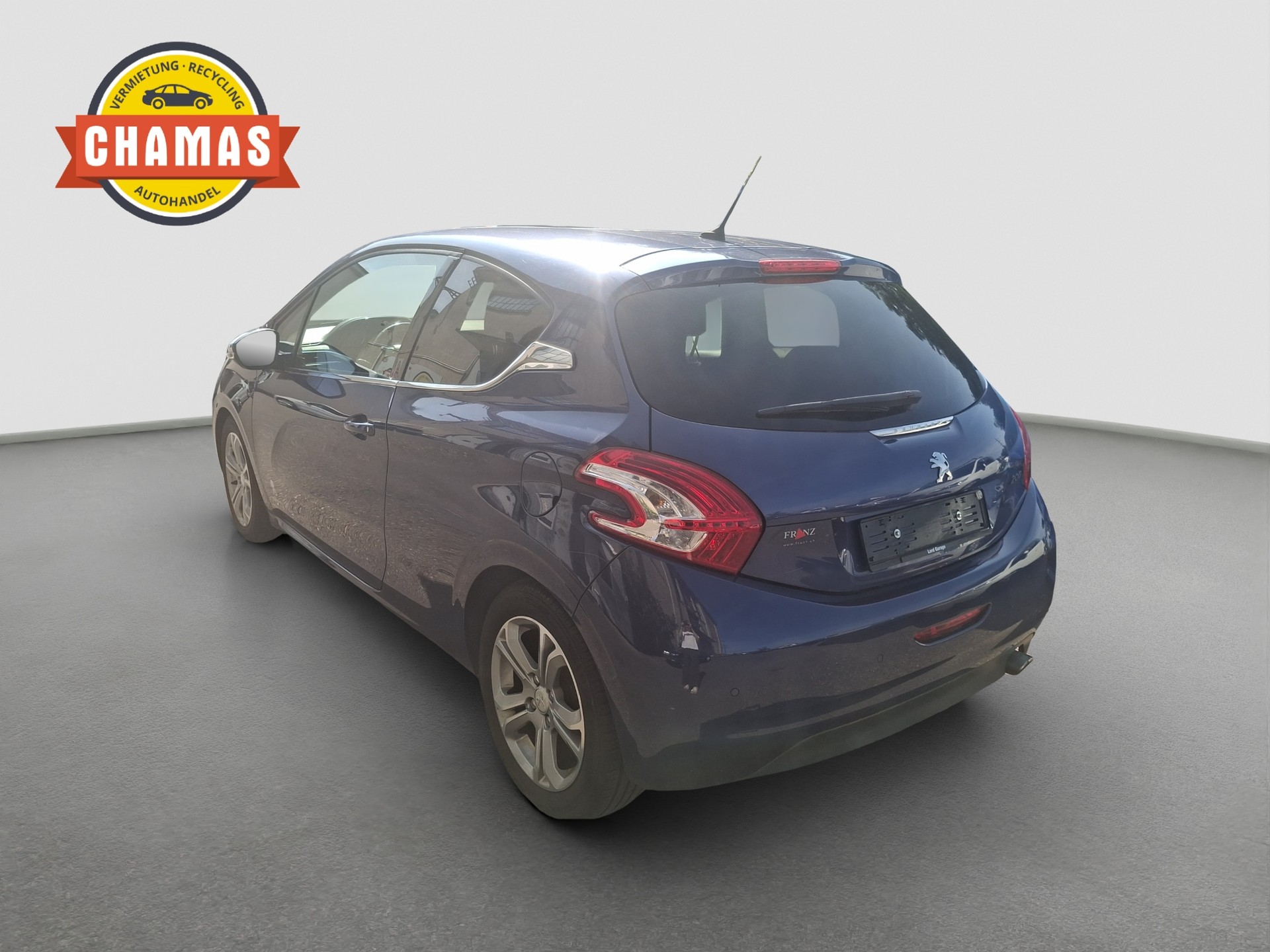 PEUGEOT 208 1.6 VTI Allure-image-5