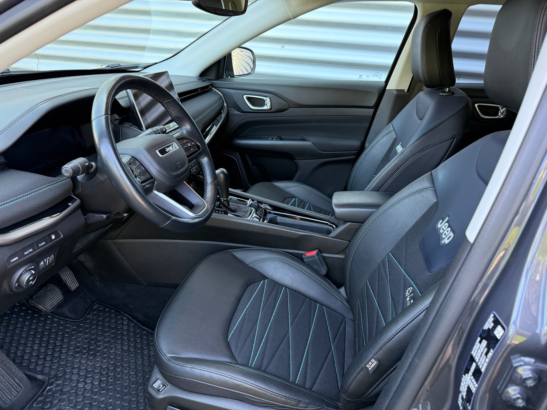 JEEP Compass 1.3 T PHEV Upland AWD-image-15