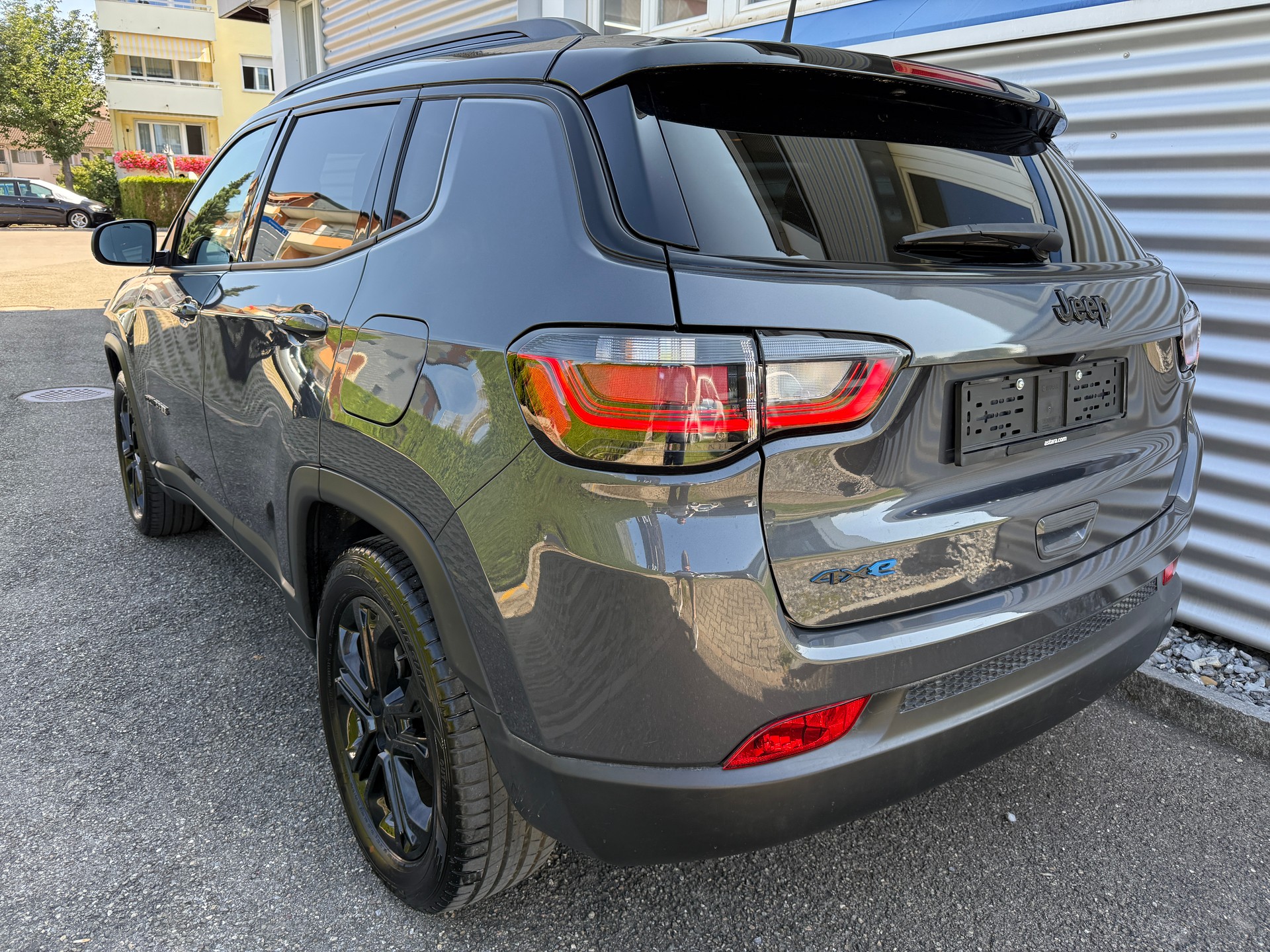 JEEP Compass 1.3 T PHEV Upland AWD-image-1