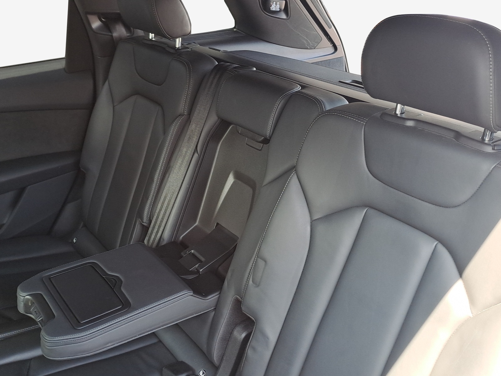 AUDI Q7 50 TDI quattro S Line tiptronic-image-11