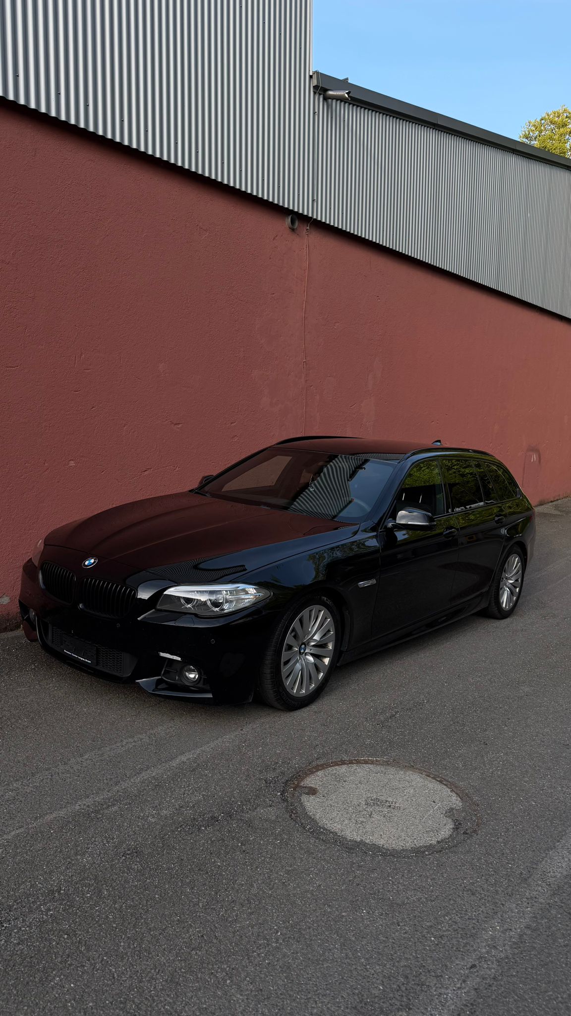 BMW 520d Touring xDrive Modern Line Steptronic-image-1