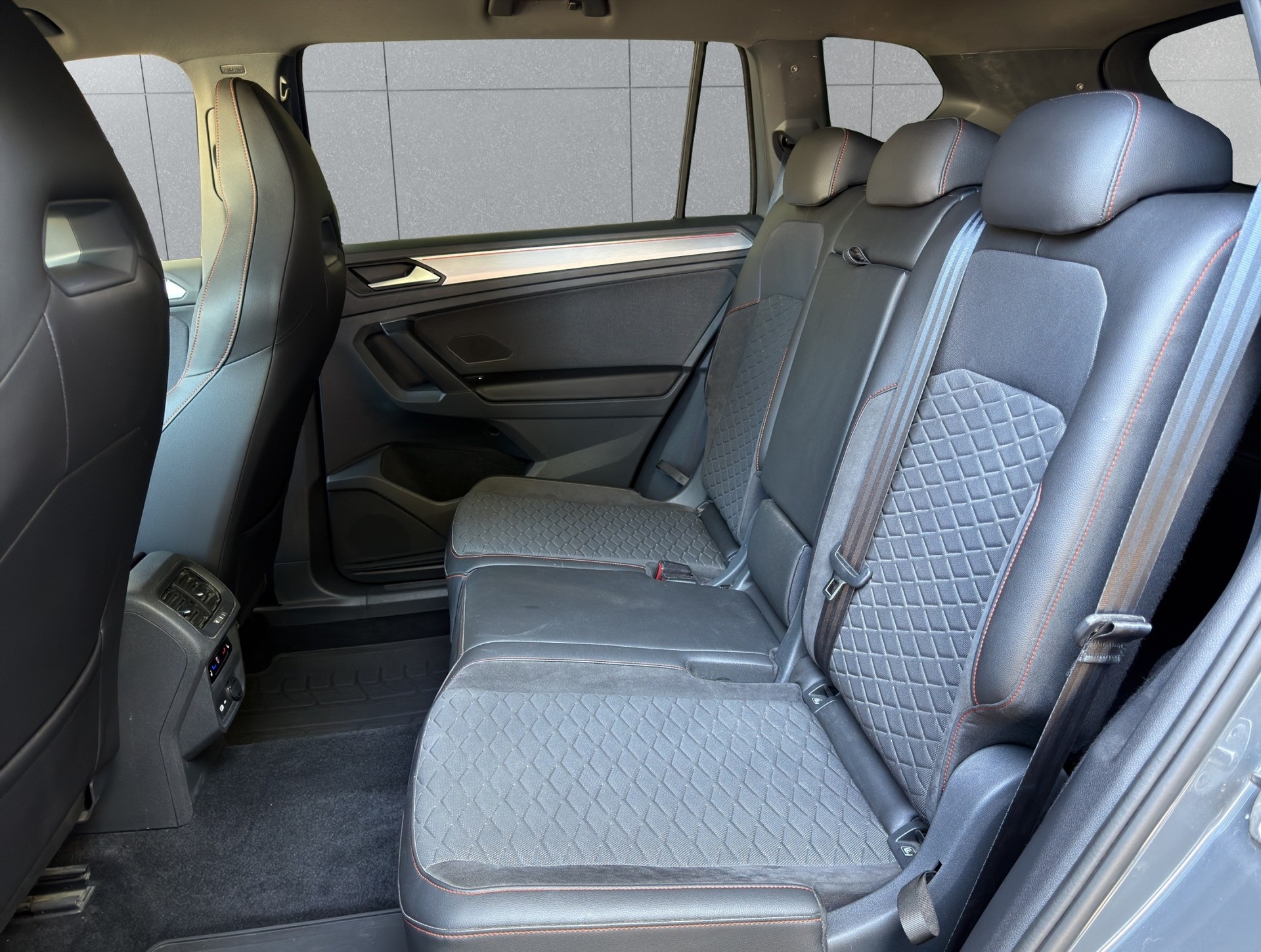 SEAT Tarraco 2.0TSI 4Drive Hola FR DSG-image-11
