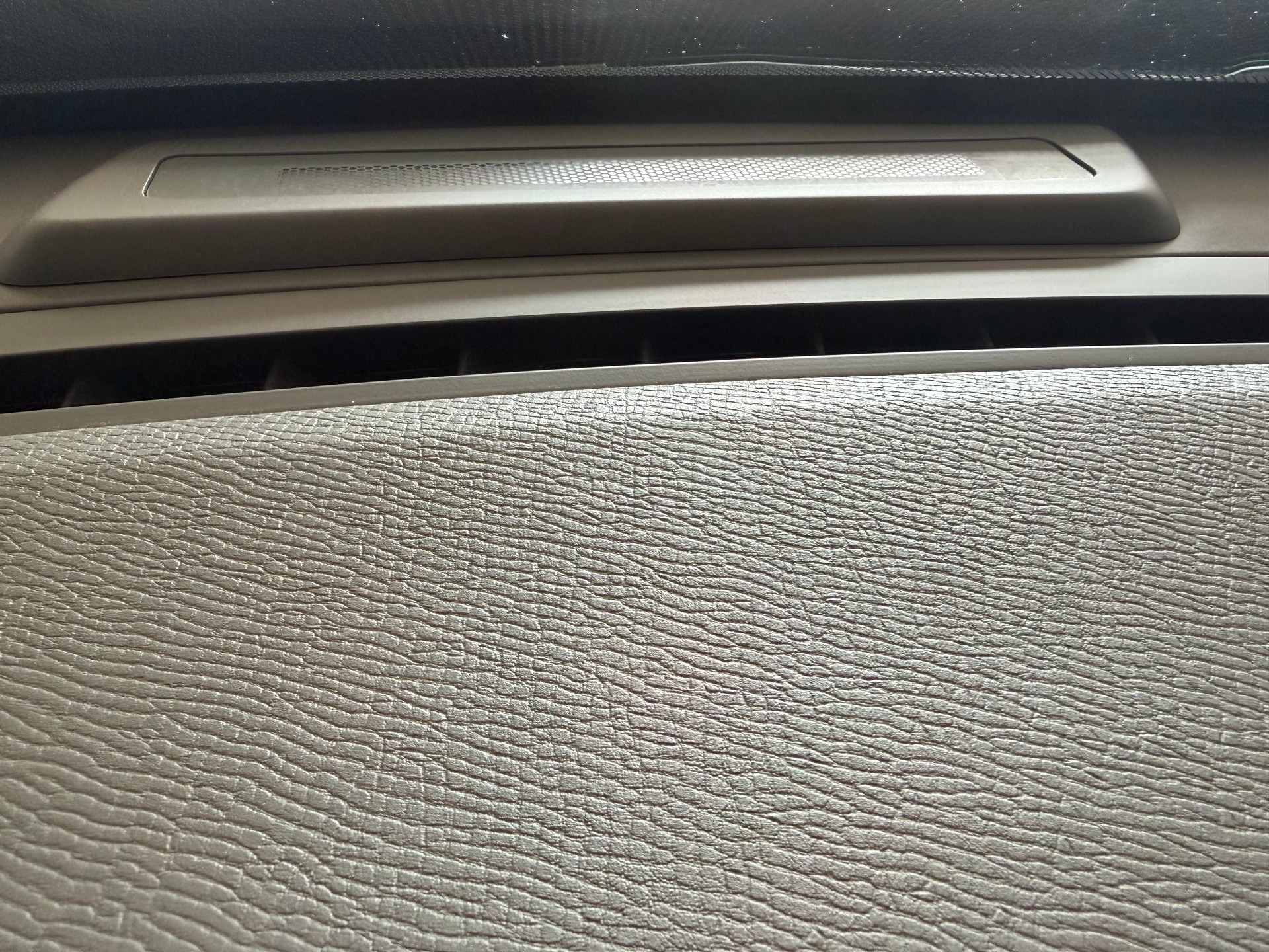 VOLVO XC60 T5 Summum Geartronic-image-23